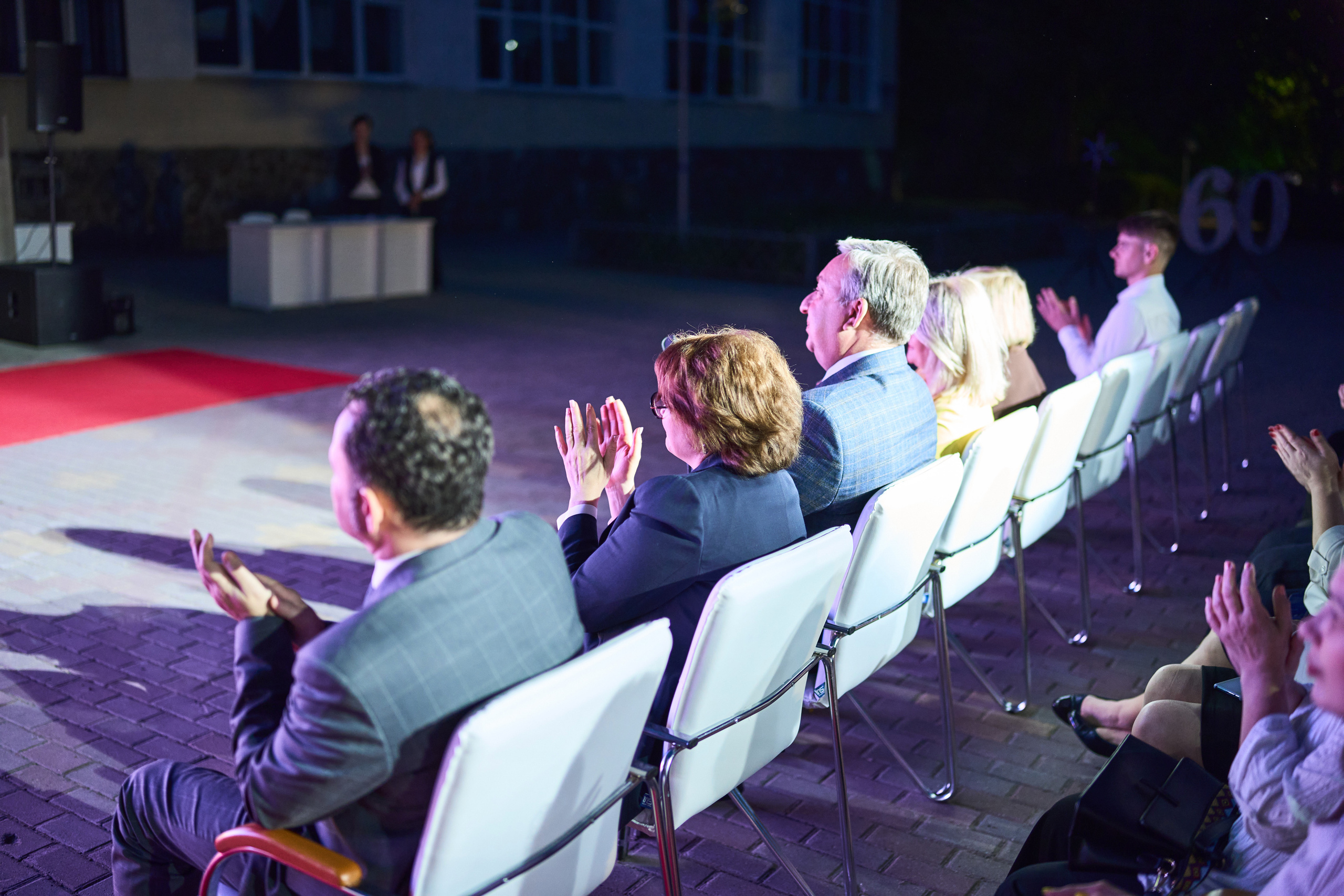 Выпускной (школа и банкет). Фотограф Олег Сотник