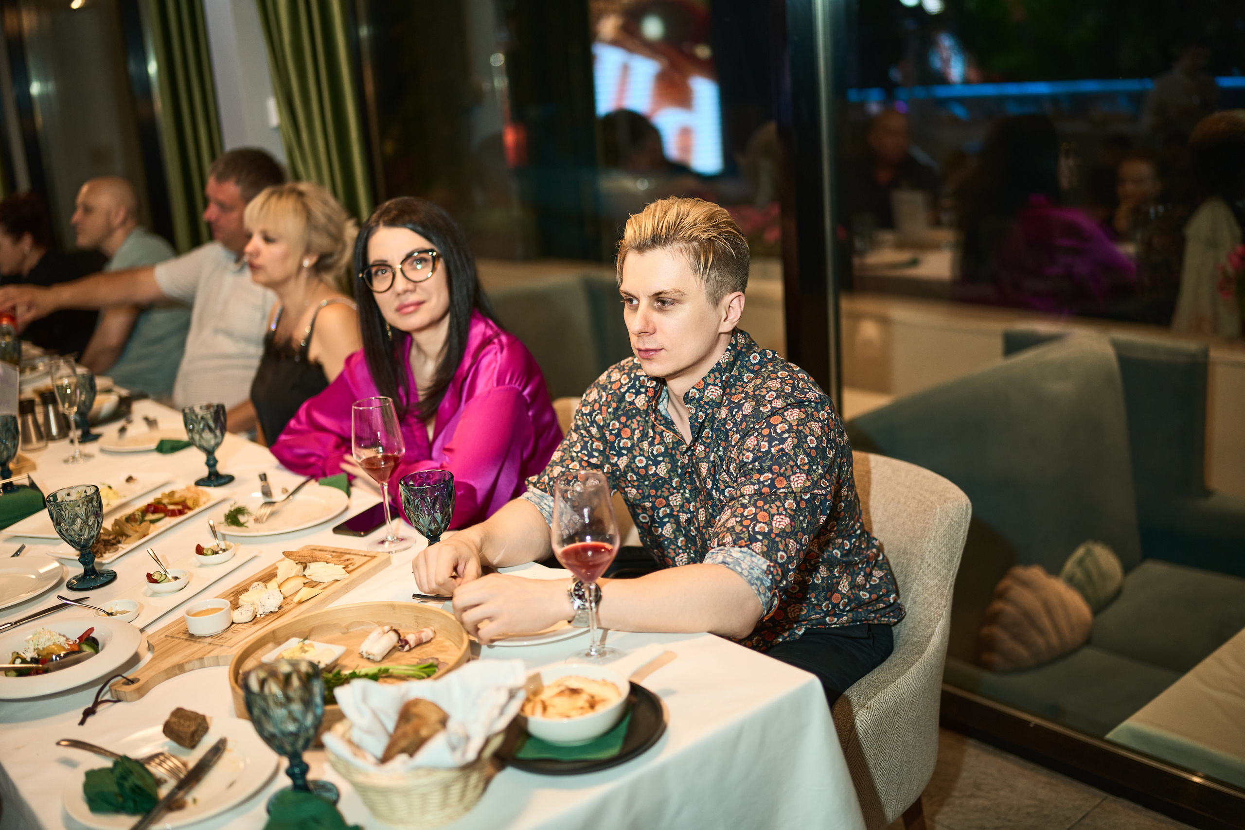 Выпускной (школа и банкет). Фотограф Олег Сотник