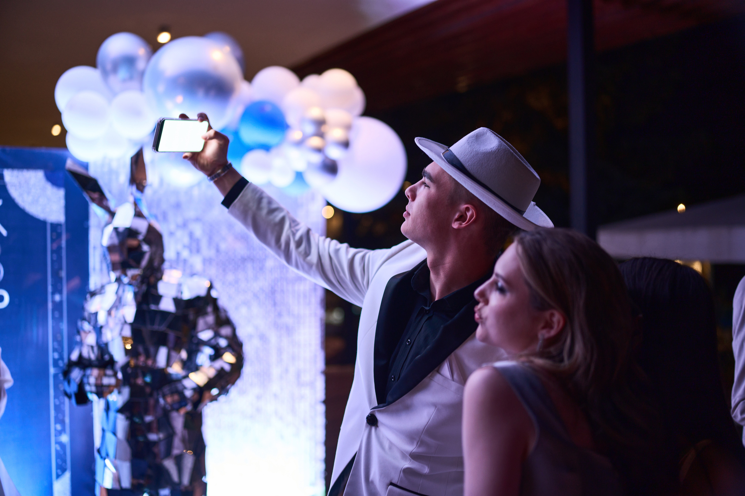 Выпускной (школа и банкет). Фотограф Олег Сотник