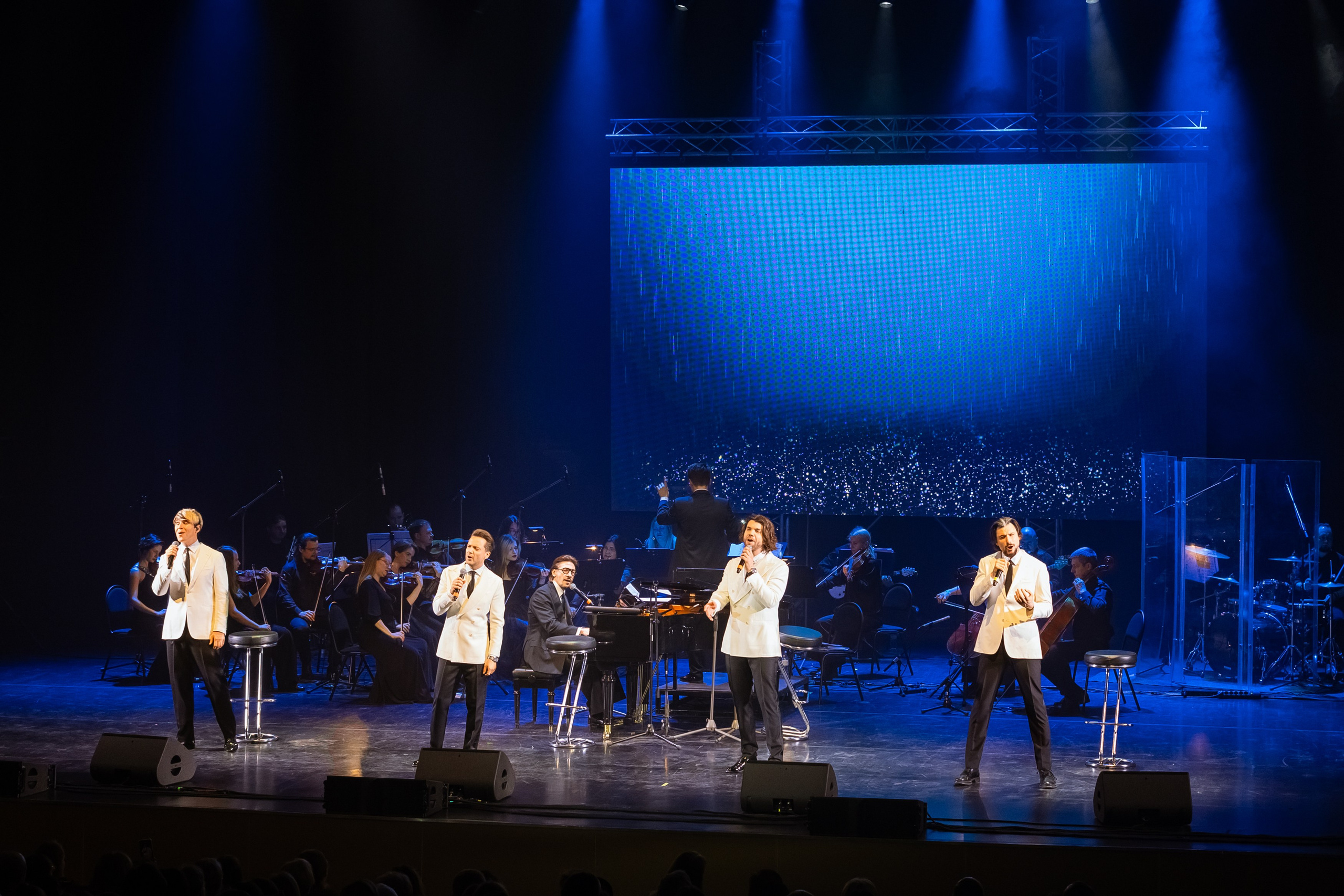 Видео и фотосъёмка концертов. Свадебный, семейный видеограф и фотограф в Екатеринбурге Николай Рыков