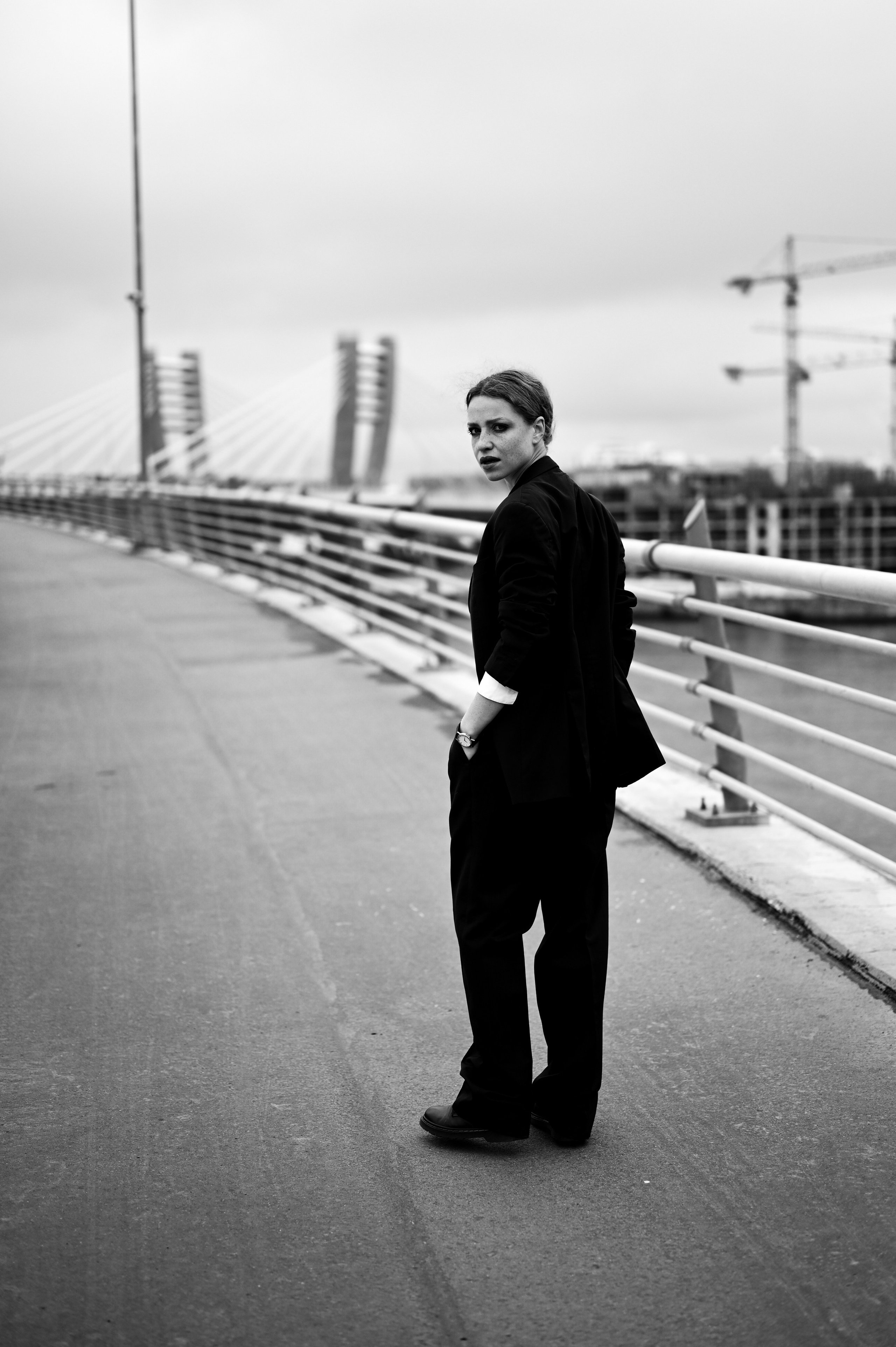 Женский портрет. Главная