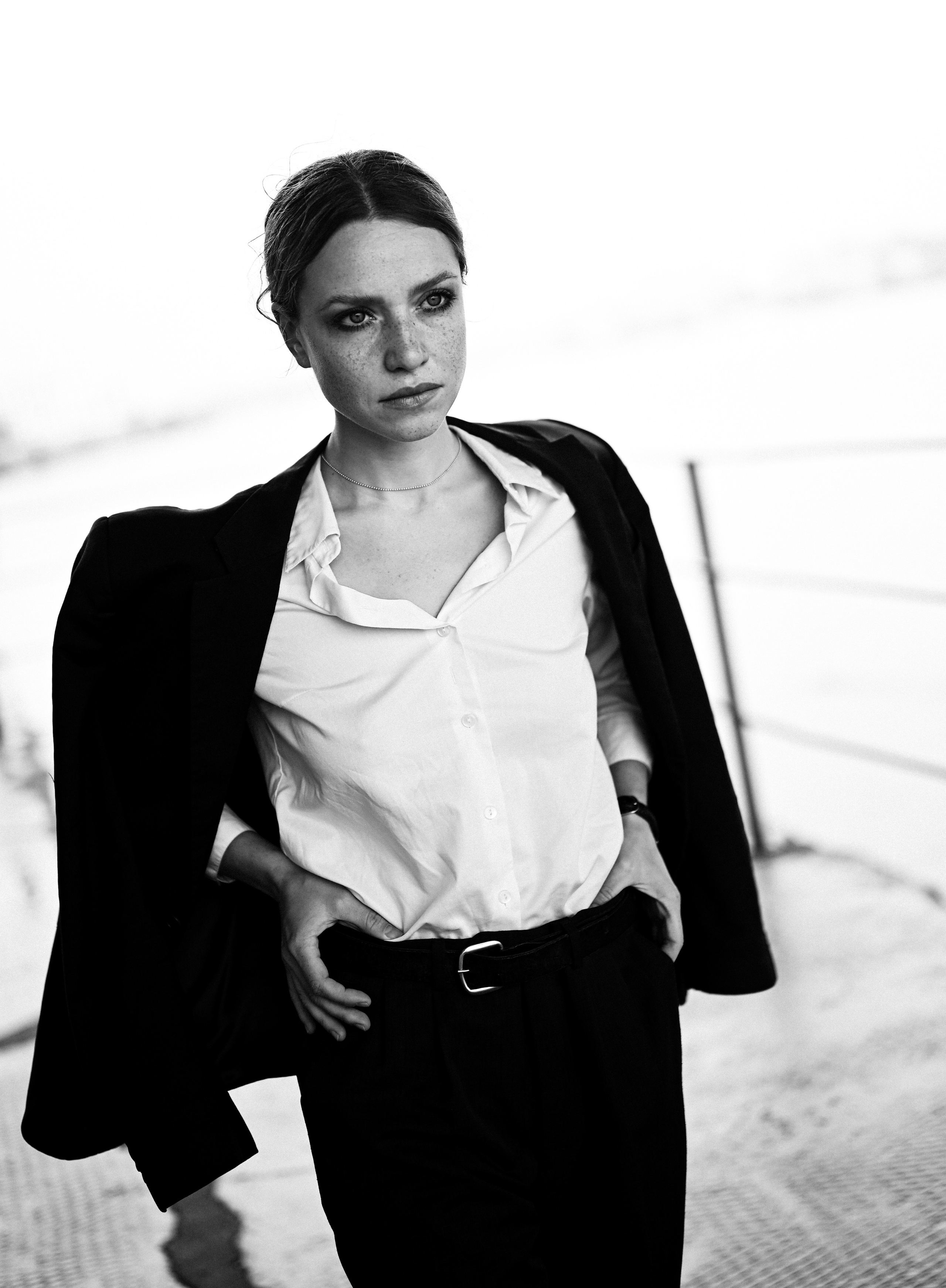 Женский портрет. Главная