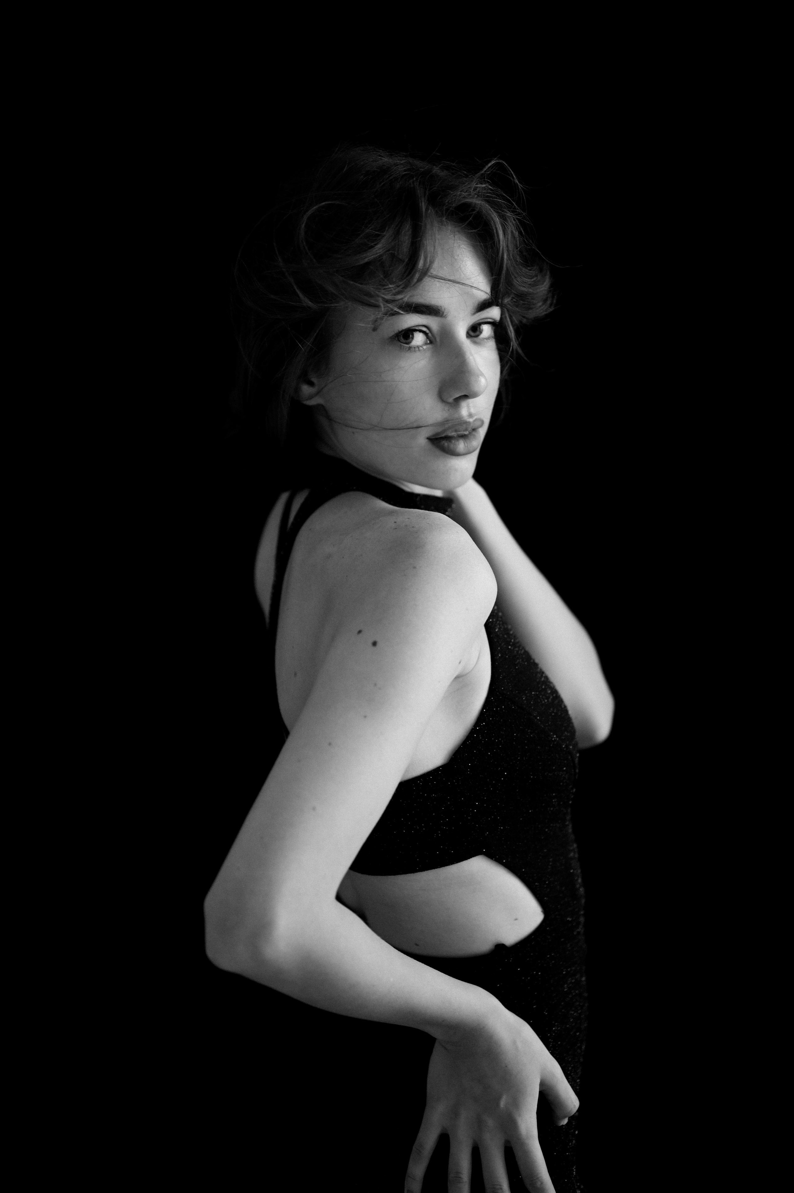 Женский портрет. Главная