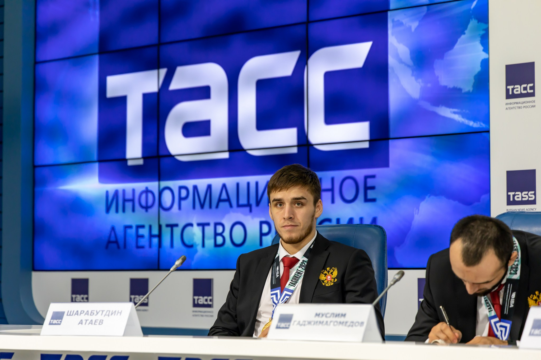 Пресс-конференция, посвященная достижениям мужской сборной Росси. Репортажный, семейный и студийный фотограф в Москве Демин Алексей