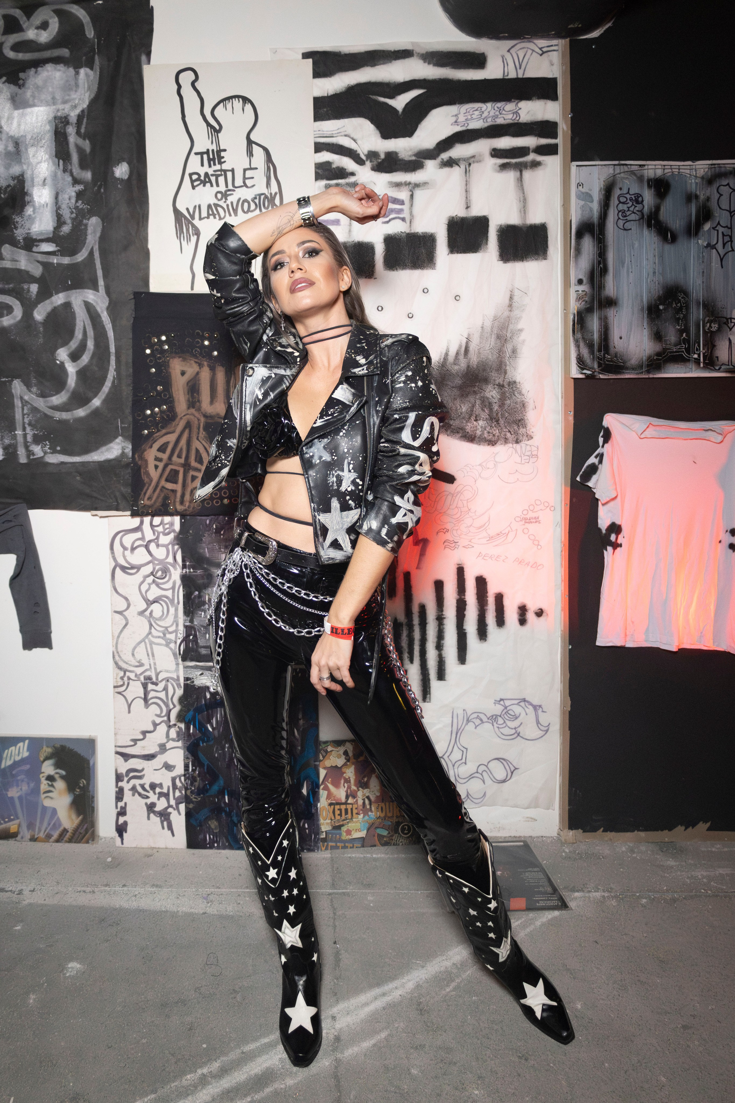 Вечеринка «ILLEGAL FRIENDS». Фотограф г. Владивосток