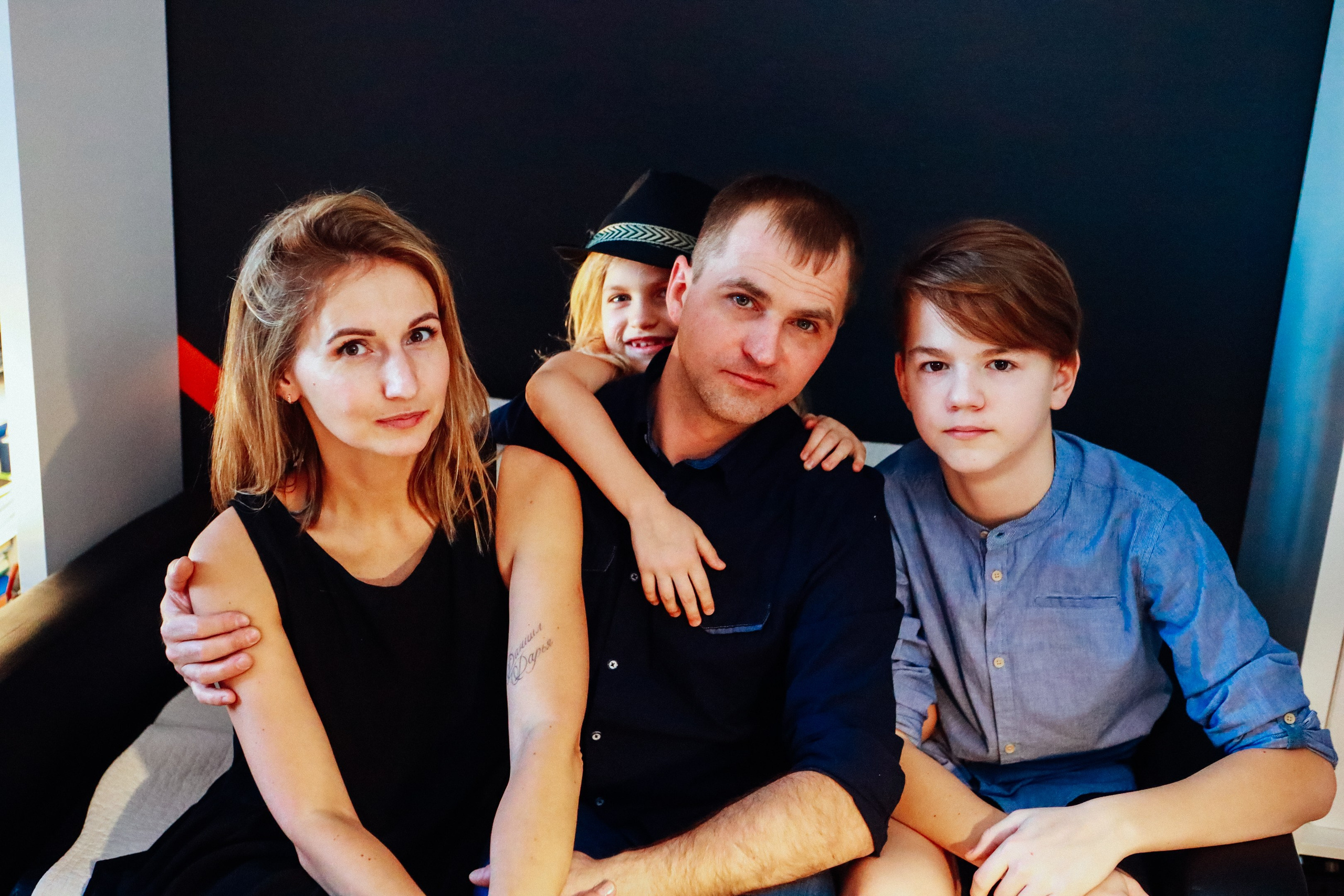 Яна, Женя, Даня и Даша. Семейный и контент фотограф в Мурманске