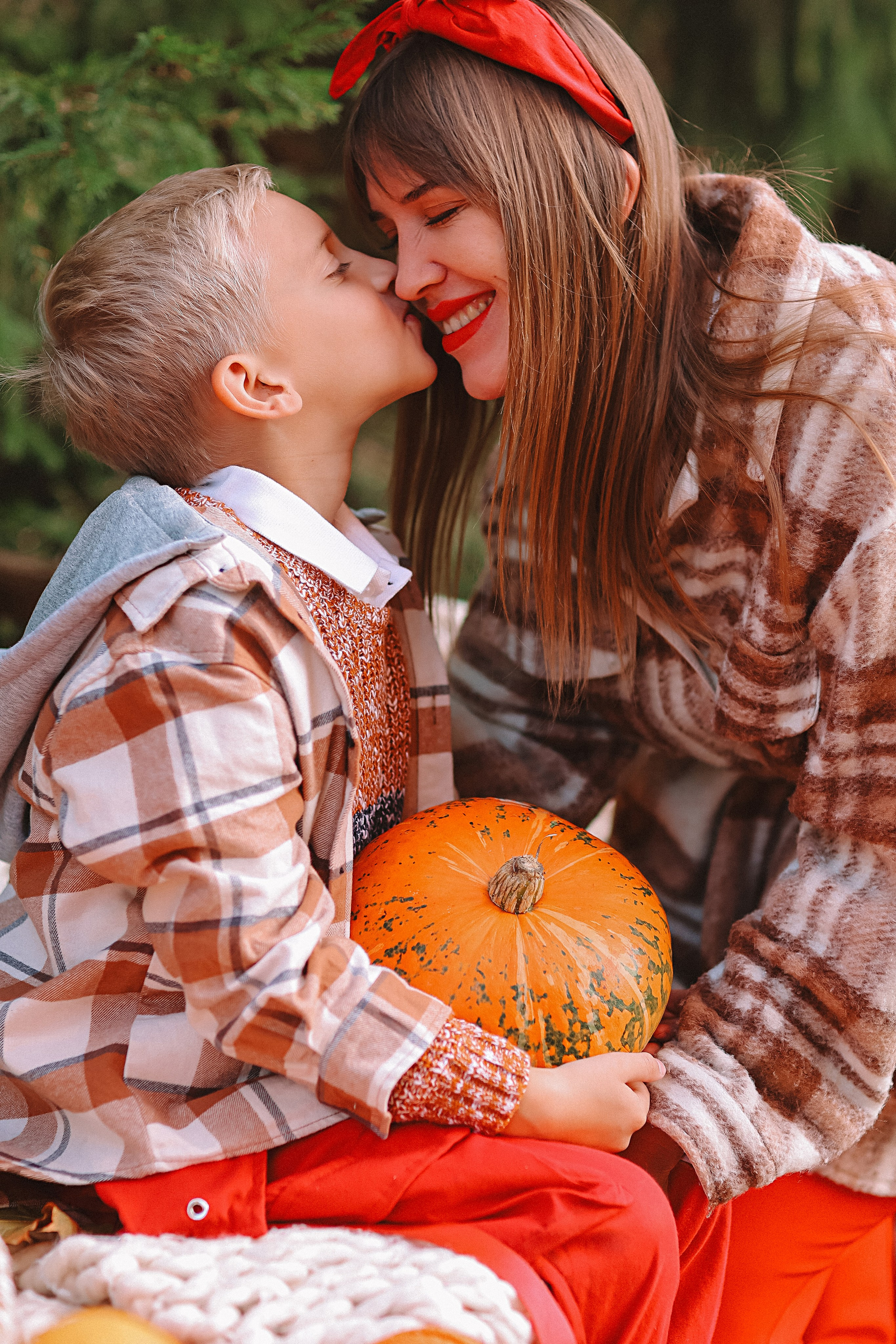 Тыквы. Семейный фотограф Тюмень, фотограф на роды Салмина Мария