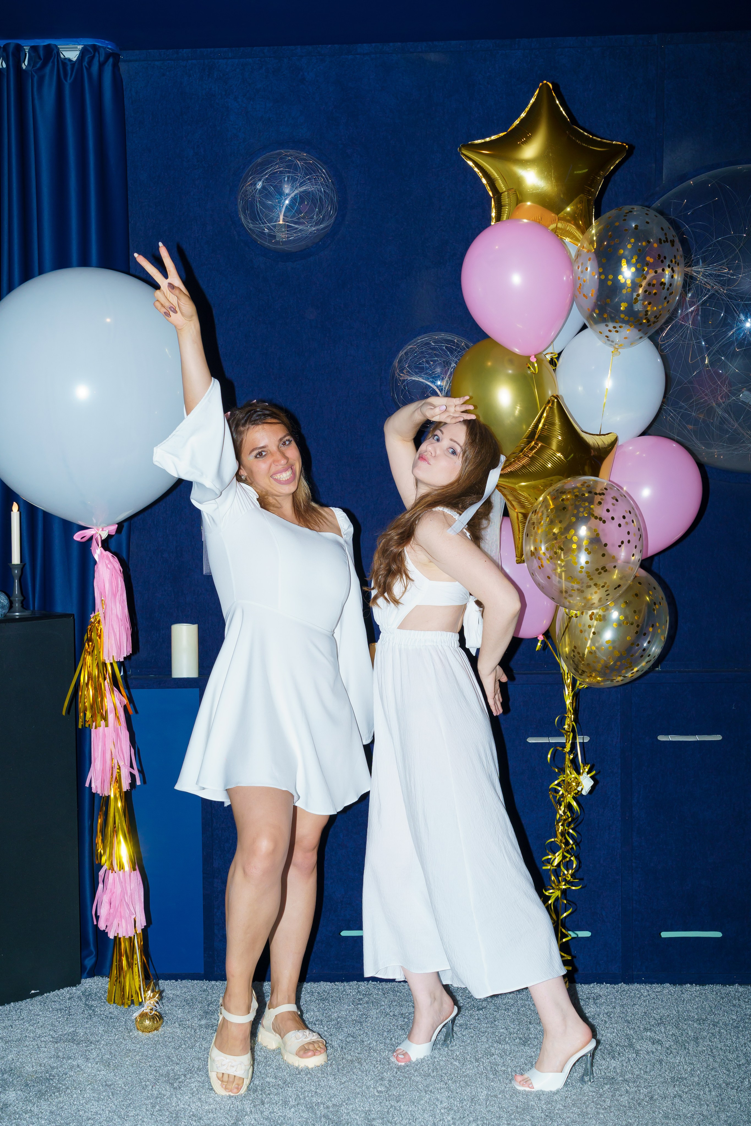 Девичник. Photomantis