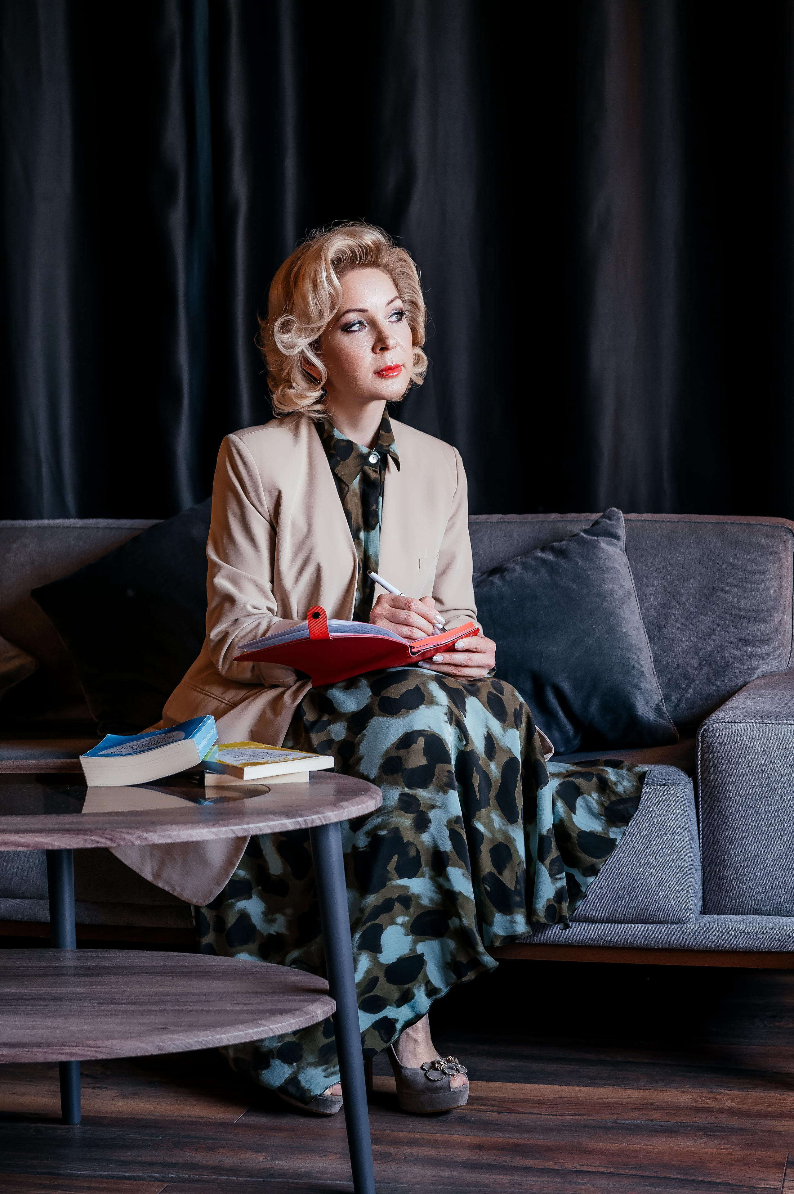 Юлия, Москва, фотостудия Background, адвокат. Свадебный и семейный фотограф Виктория Носачёва. Щелково, Москва и МО