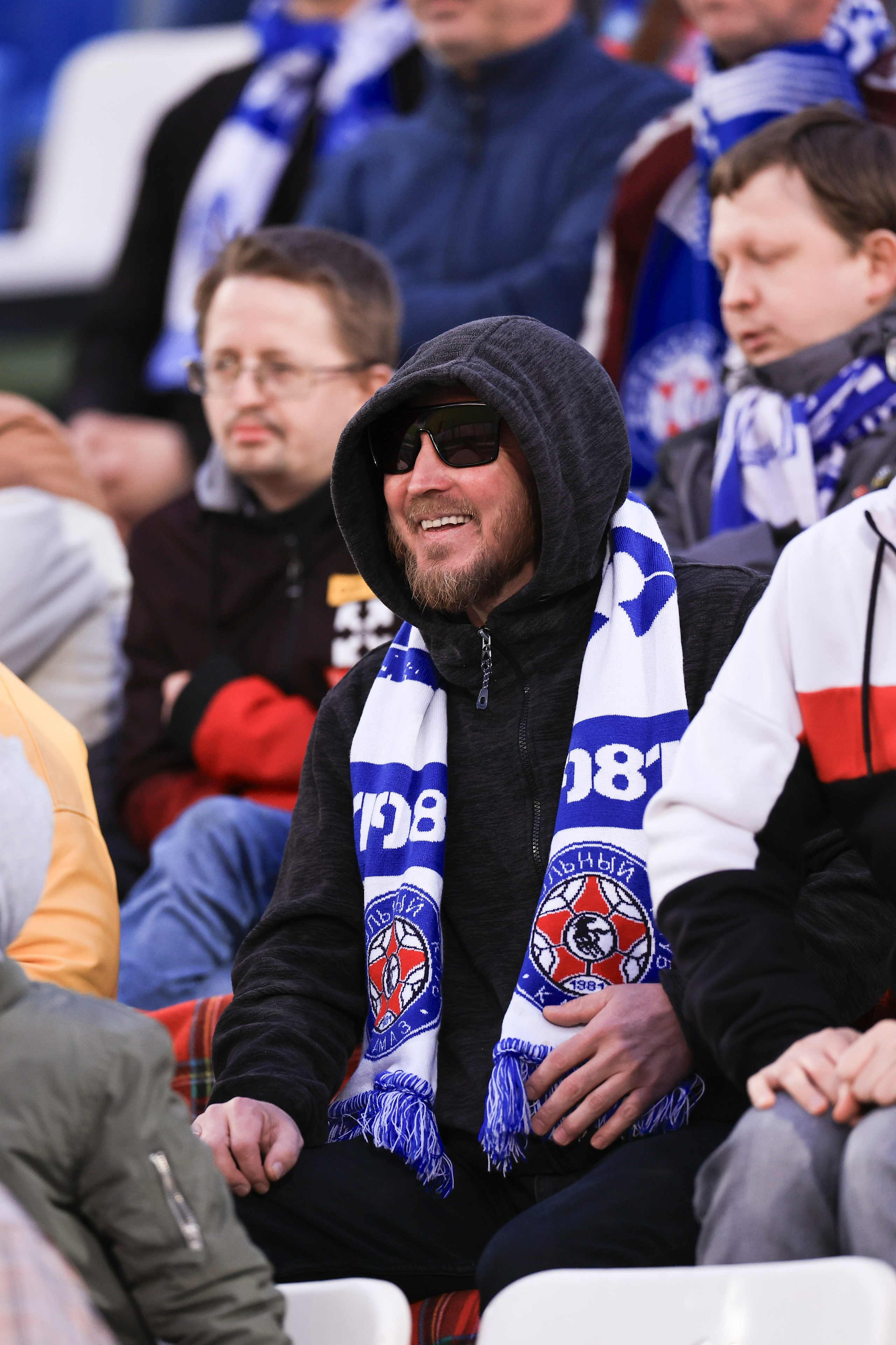 ФК Камаз — ФК Акрон. Спортивный репортажный фотограф Казань Нафис Сиразетдинов