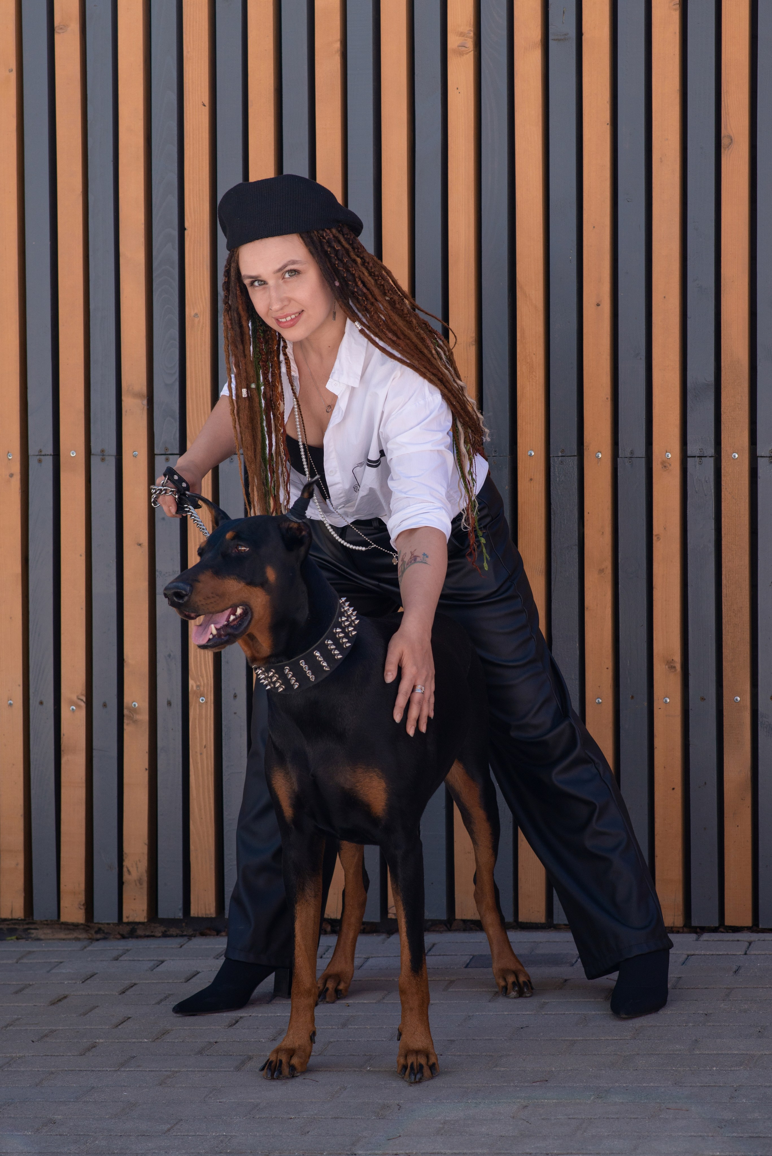 Уличная Фотопроект «Доберман». Фотограф Софья Власенко | Вологда