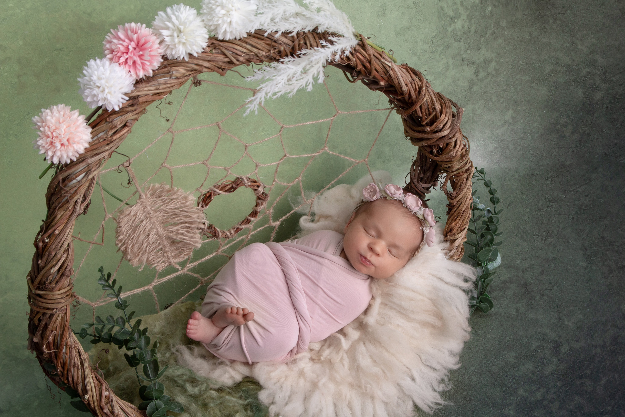 Портфолио. Самая первая фотосессия малыша! Профессиональная съемка новорожденных Newborn в Москве и МО!