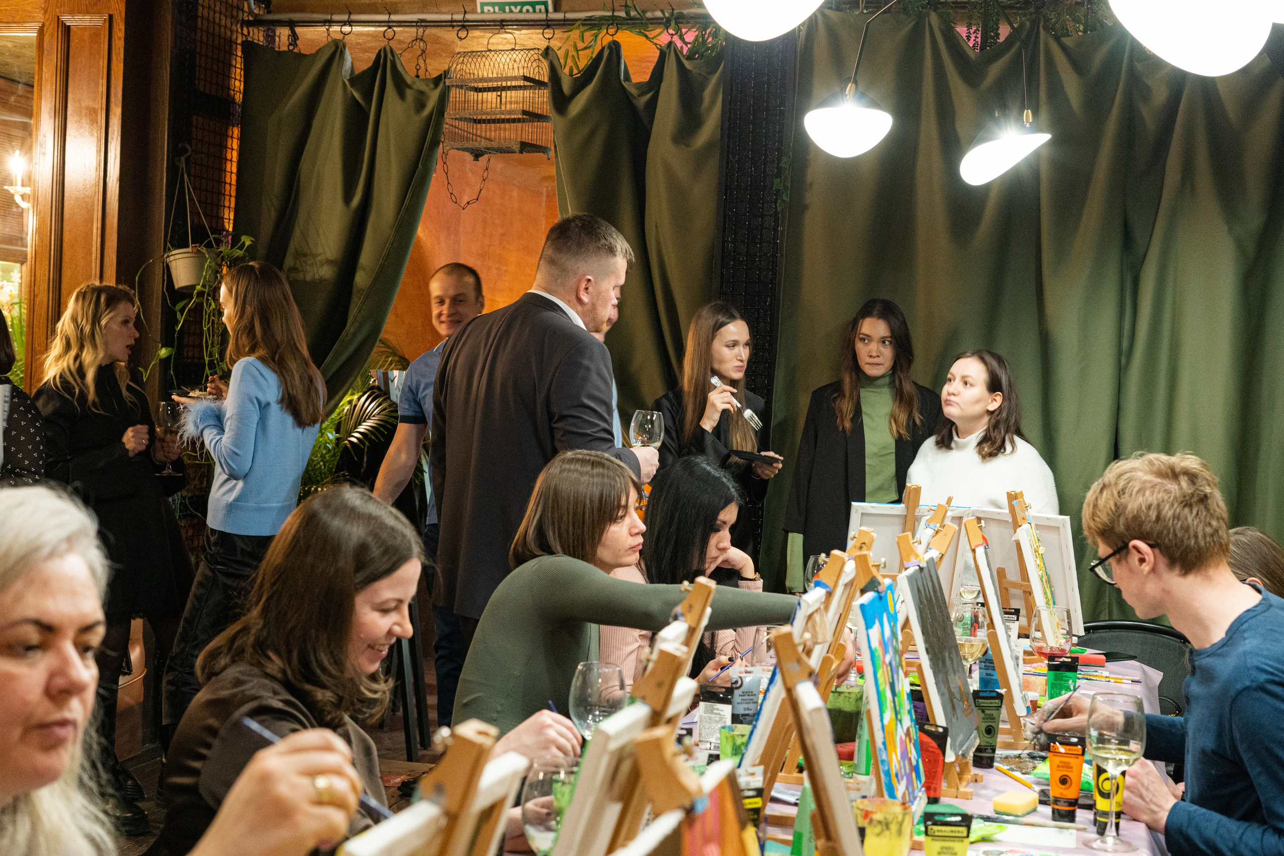 Корпоратив Teach Me Art 2. Портретный фотограф в Москве и Санкт-Петербурге Арина Чех