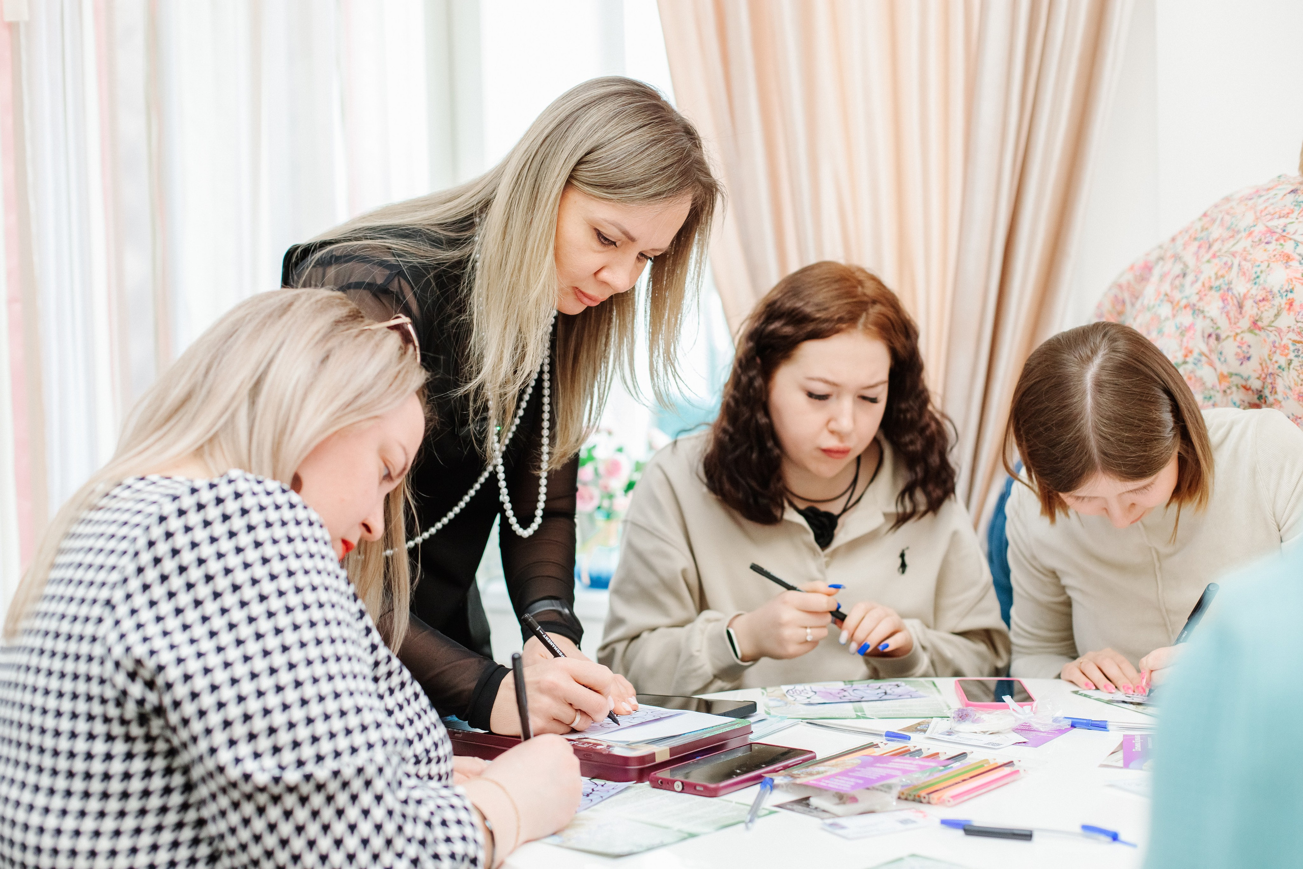 Нейро-нетворкинг. Контентный фотограф в Перми Натали Кытманова