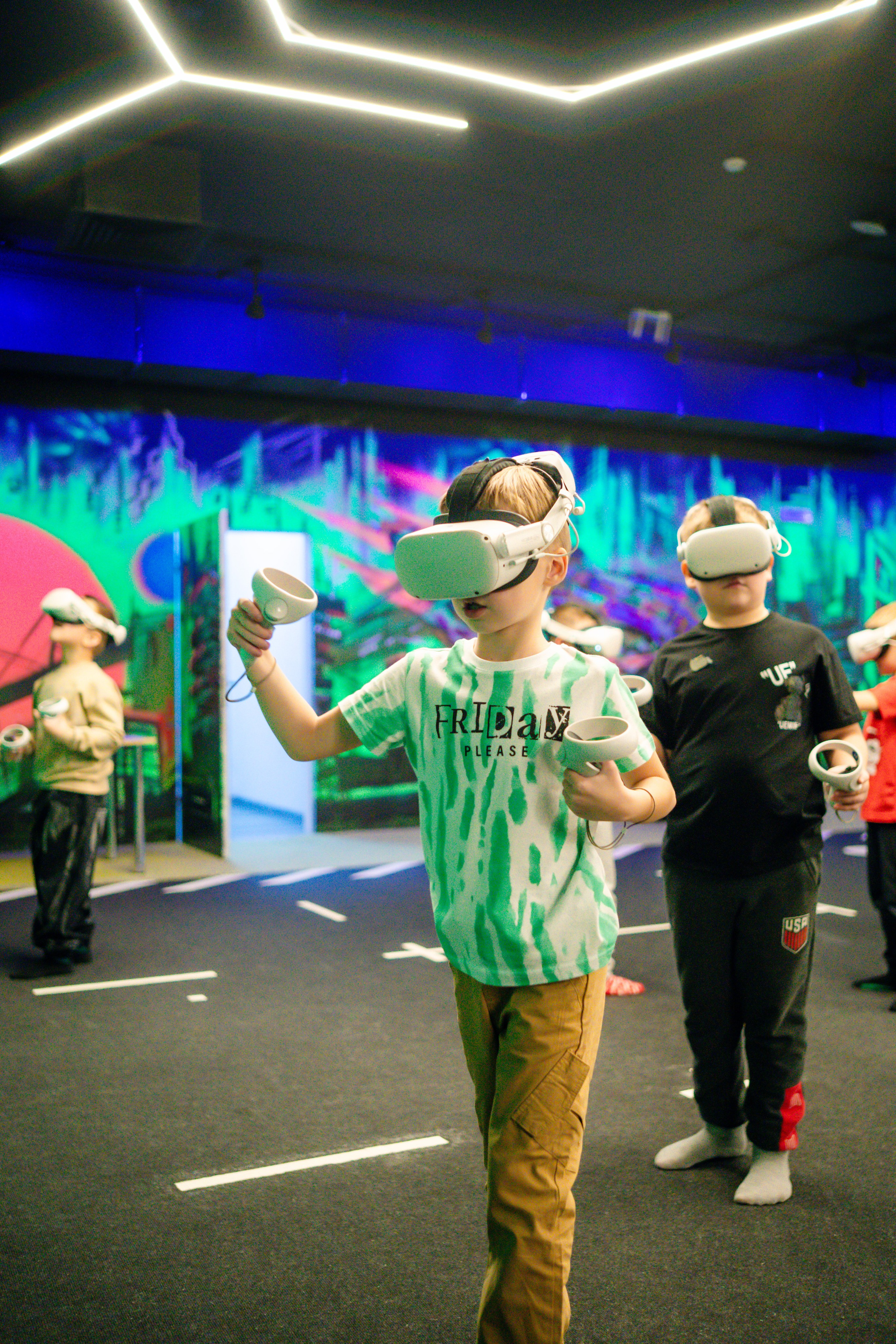 VR (November-December 2024). Felixtones