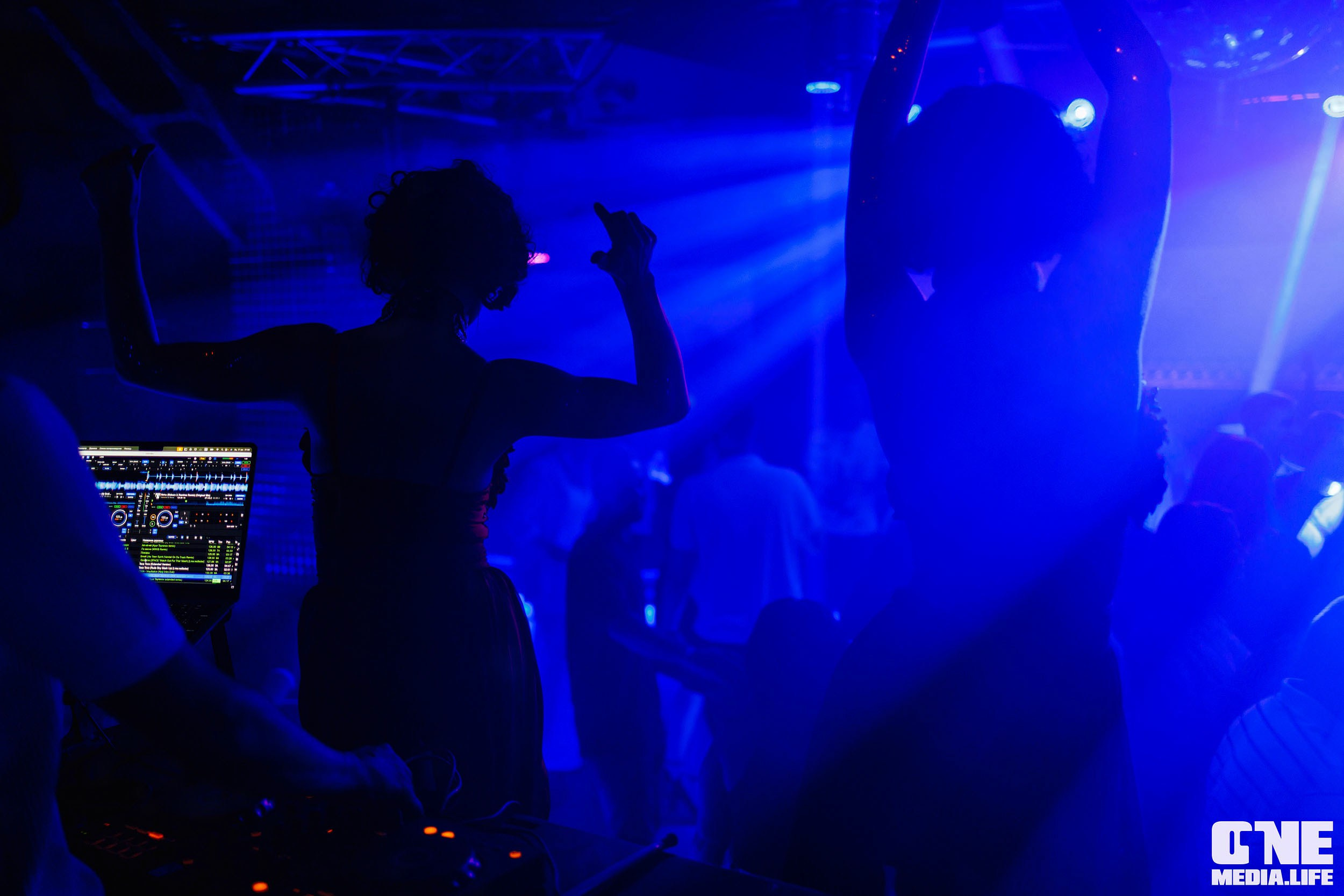 Фоторепортаж из РК Планета. One Media Life: фоторепортажи, фотоотчеты с мероприятий и заведений