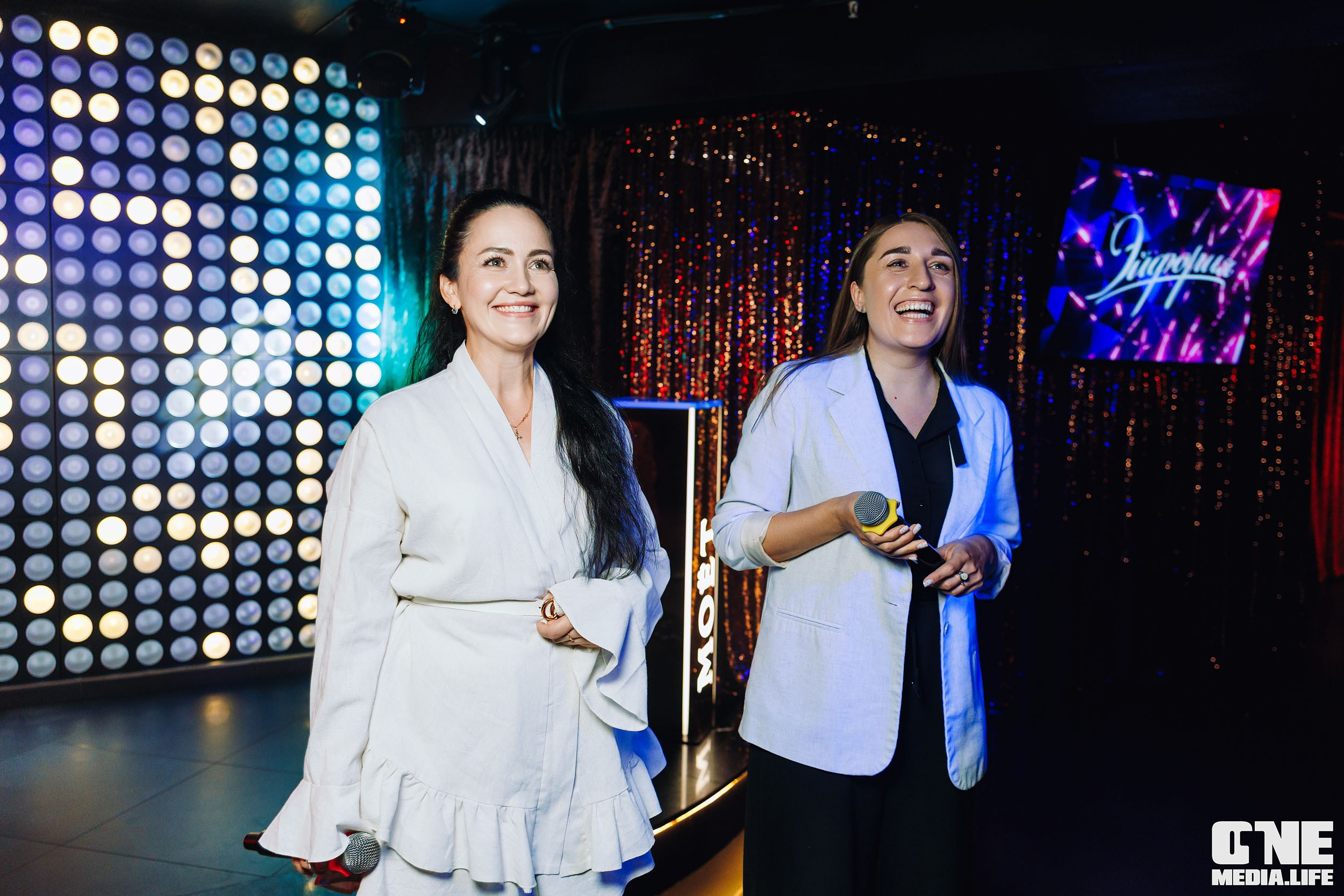 Фоторепортаж из караоке-клуба Эйфория. One Media Life: фоторепортажи, фотоотчеты с мероприятий и заведений