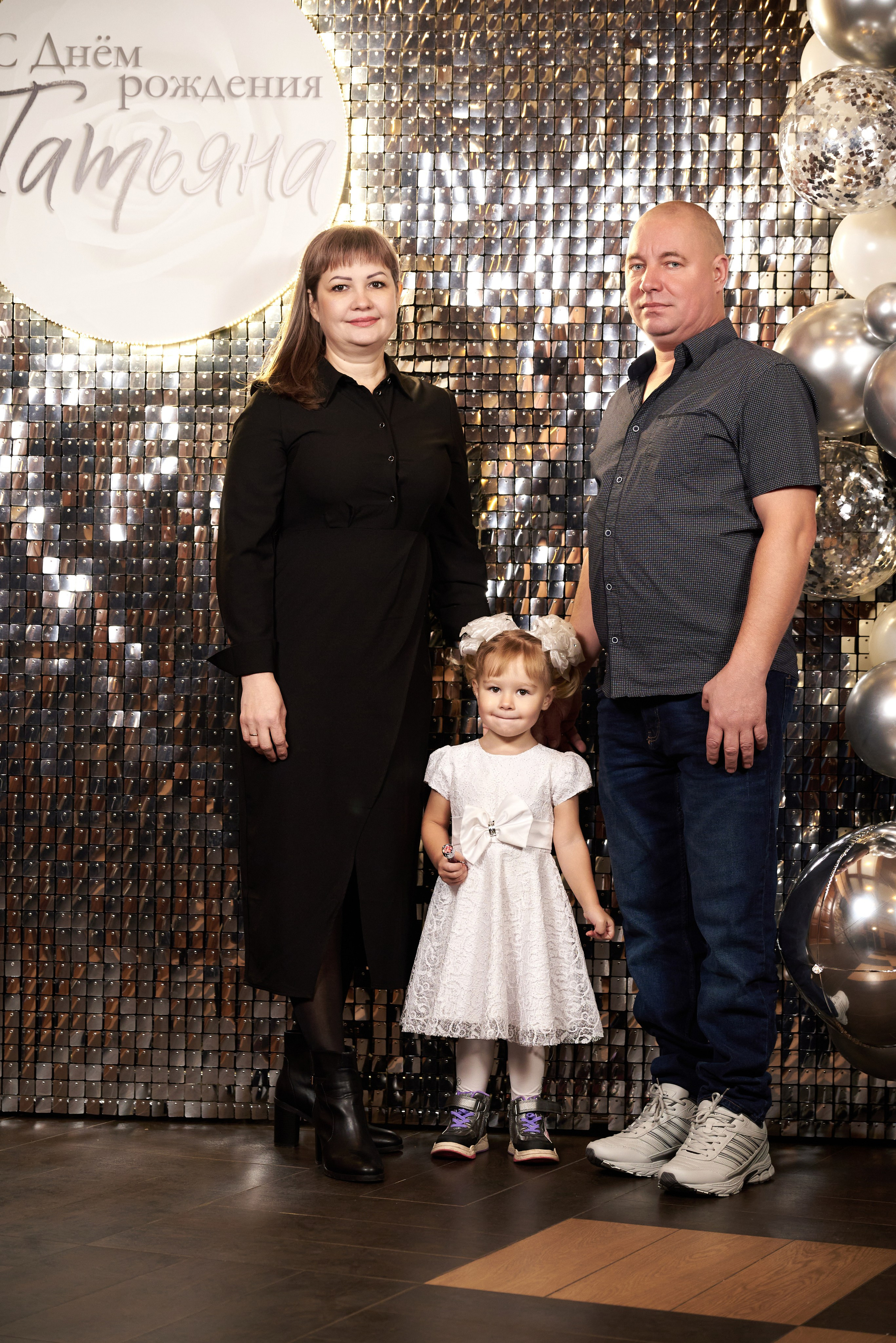 Фотограф Старый Оскол, Губкин. Профессиональный фотограф Старый Оскол, Губкин — свадьба, венчание, крещение, юбилей и день рождения