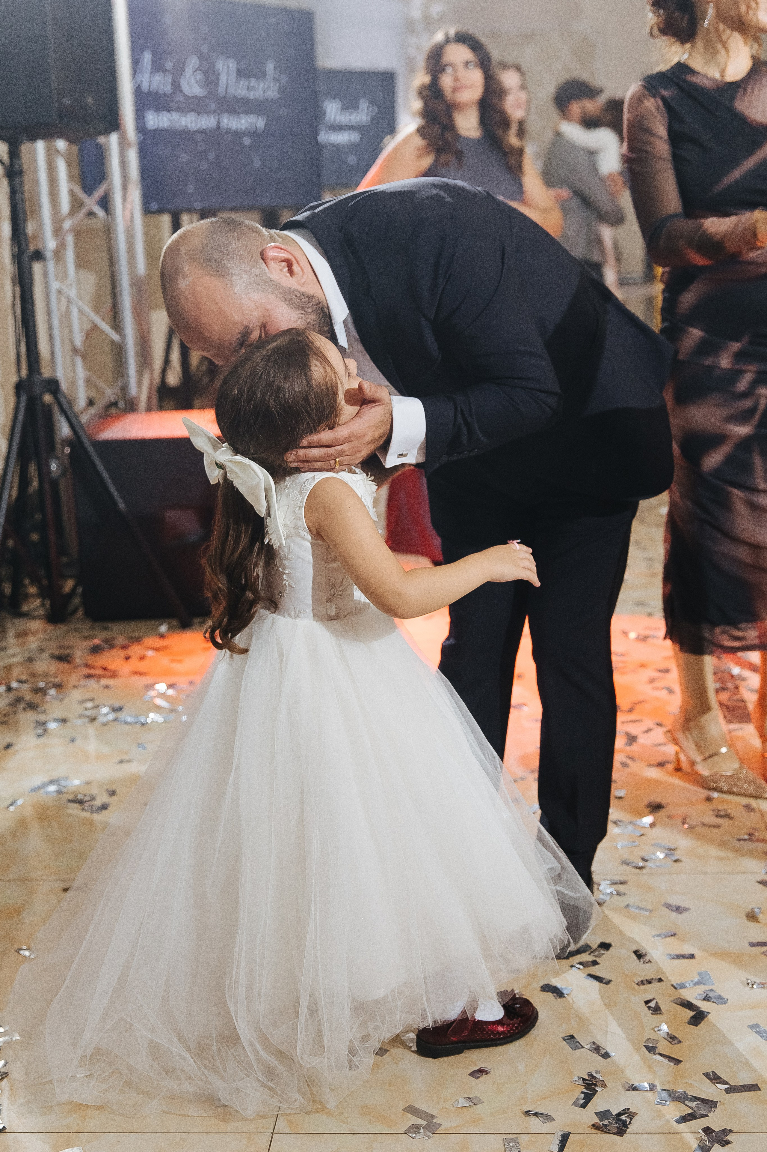 Ани и Назели. 35&5 День рождения, «Янтарь». Фотограф в Красноярске Надежда Воскресенская