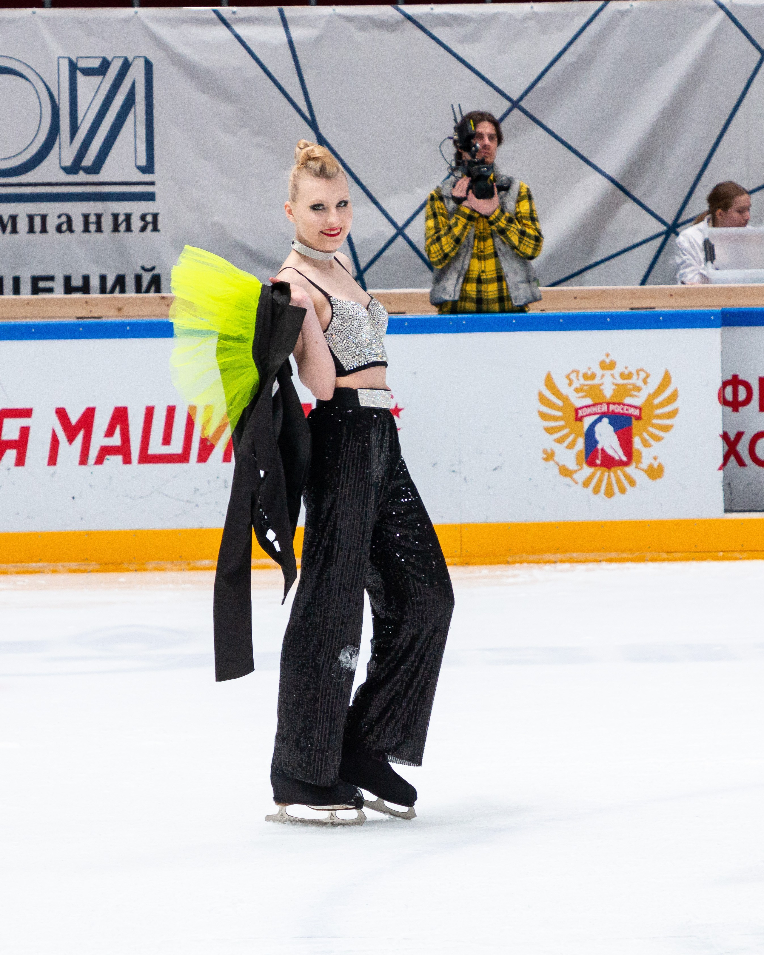 VII Ежегодный фестиваль массовых танцев на льду и фигурного катания «Петровский лёд» Санкт-Петербург 2024. Репортажный фотограф в Москве