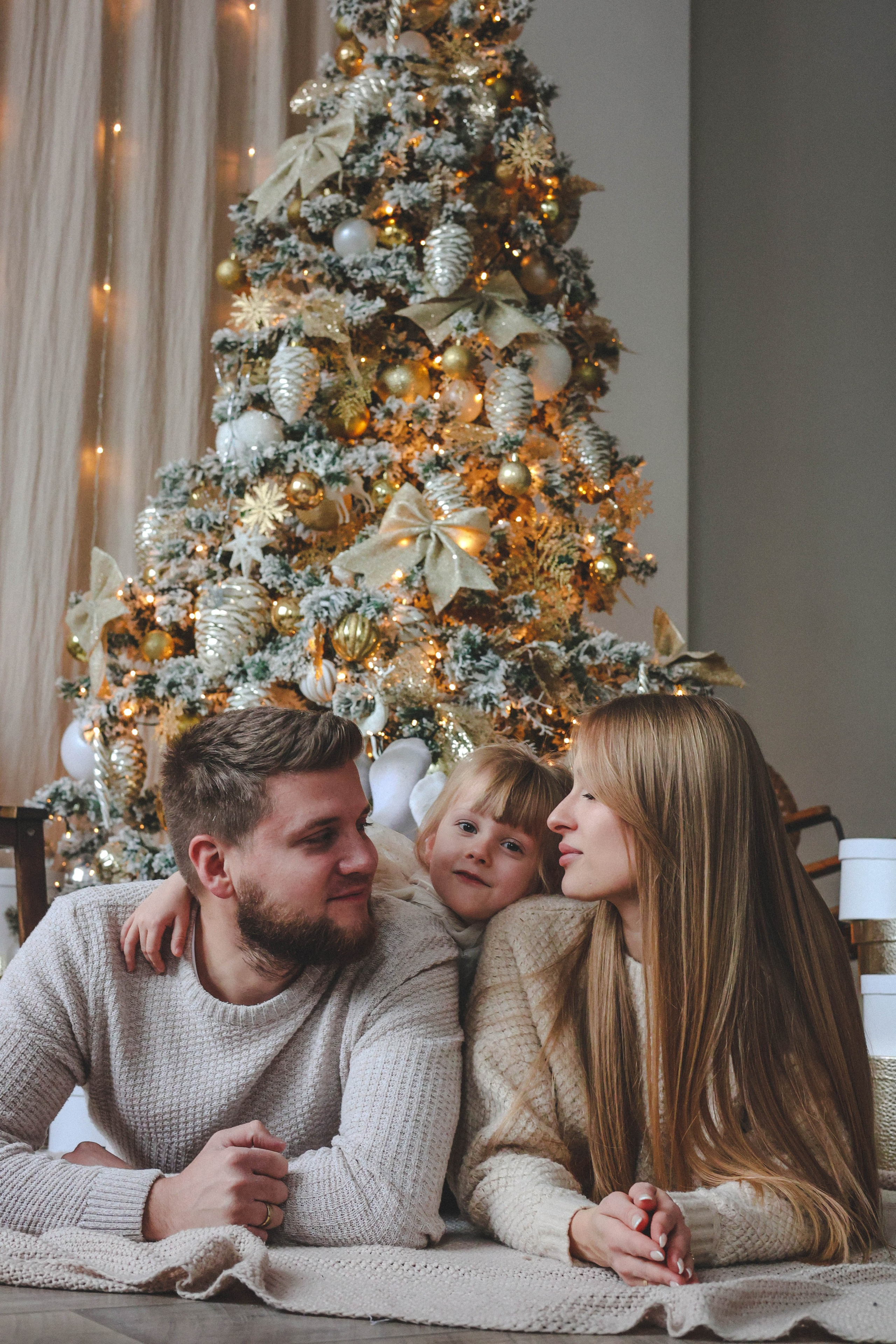Новогодняя история «Кира и ее семья». Фотограф в Москве Анастасия Калинина