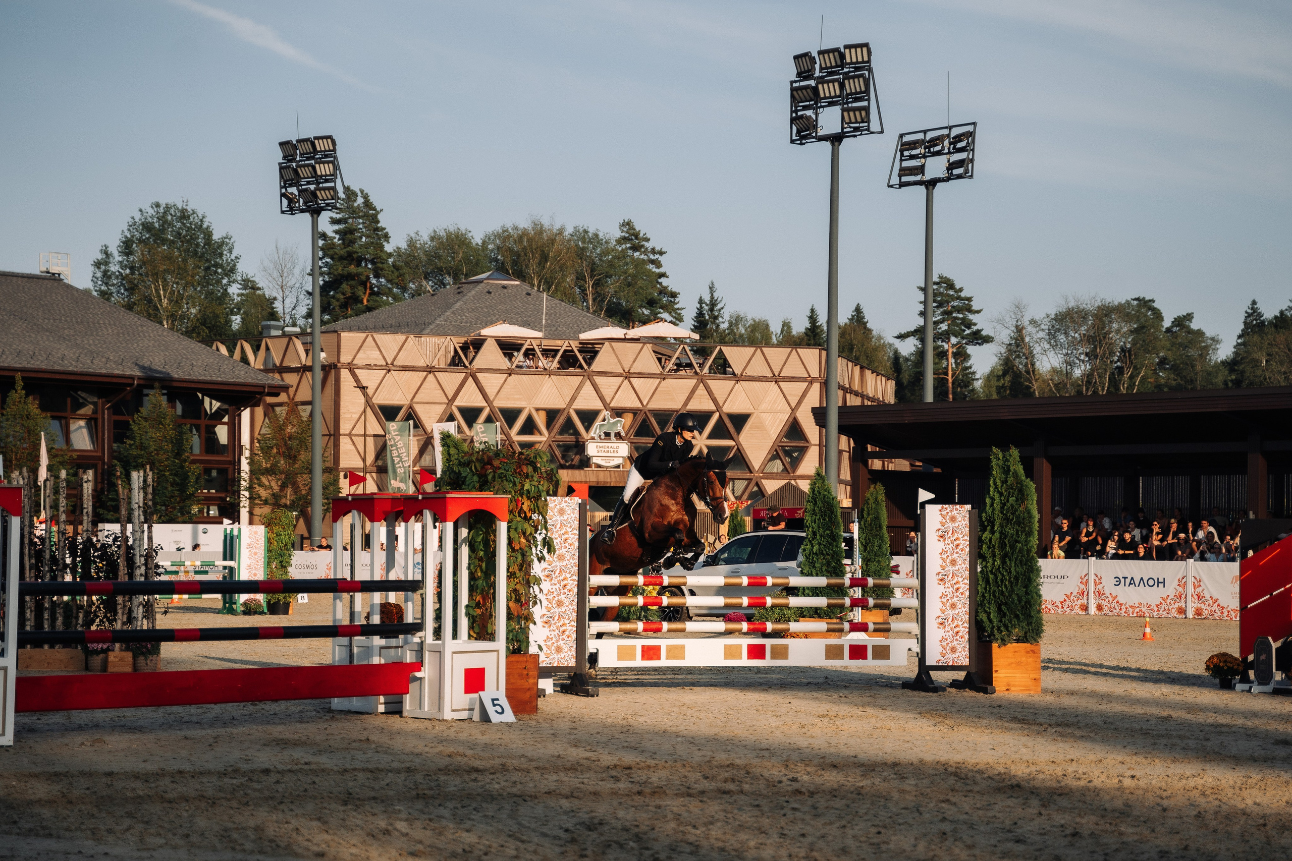 Конкур По-Русски в Emerald stables. Свадебный и семейный фотограф в Москве и МО Геннадий Туманцев