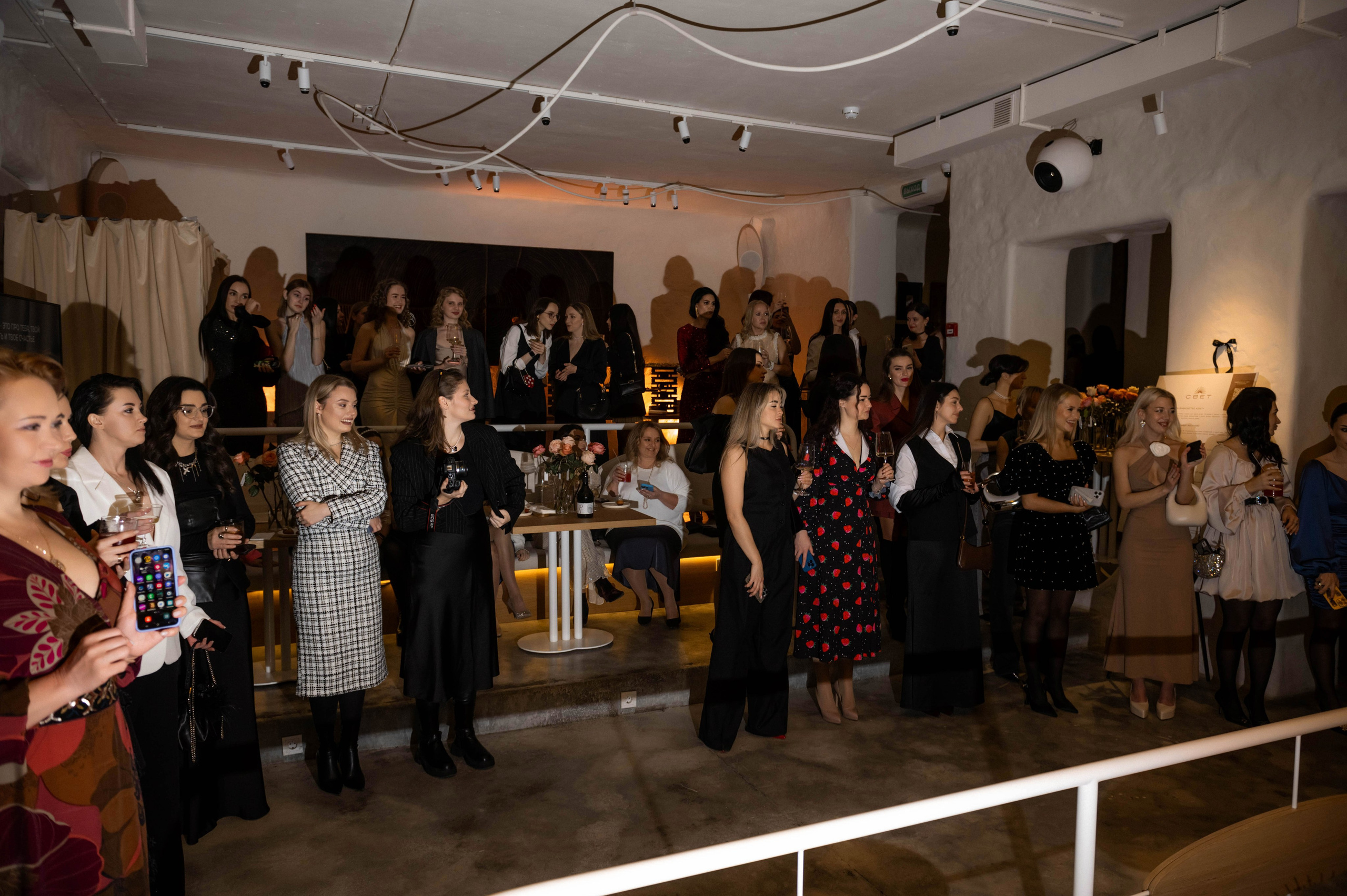 Light. Свадебный фотограф МОСКВА, КРЫМ, СМОЛЕНСК АЛЯ КОНОВАЛОВА