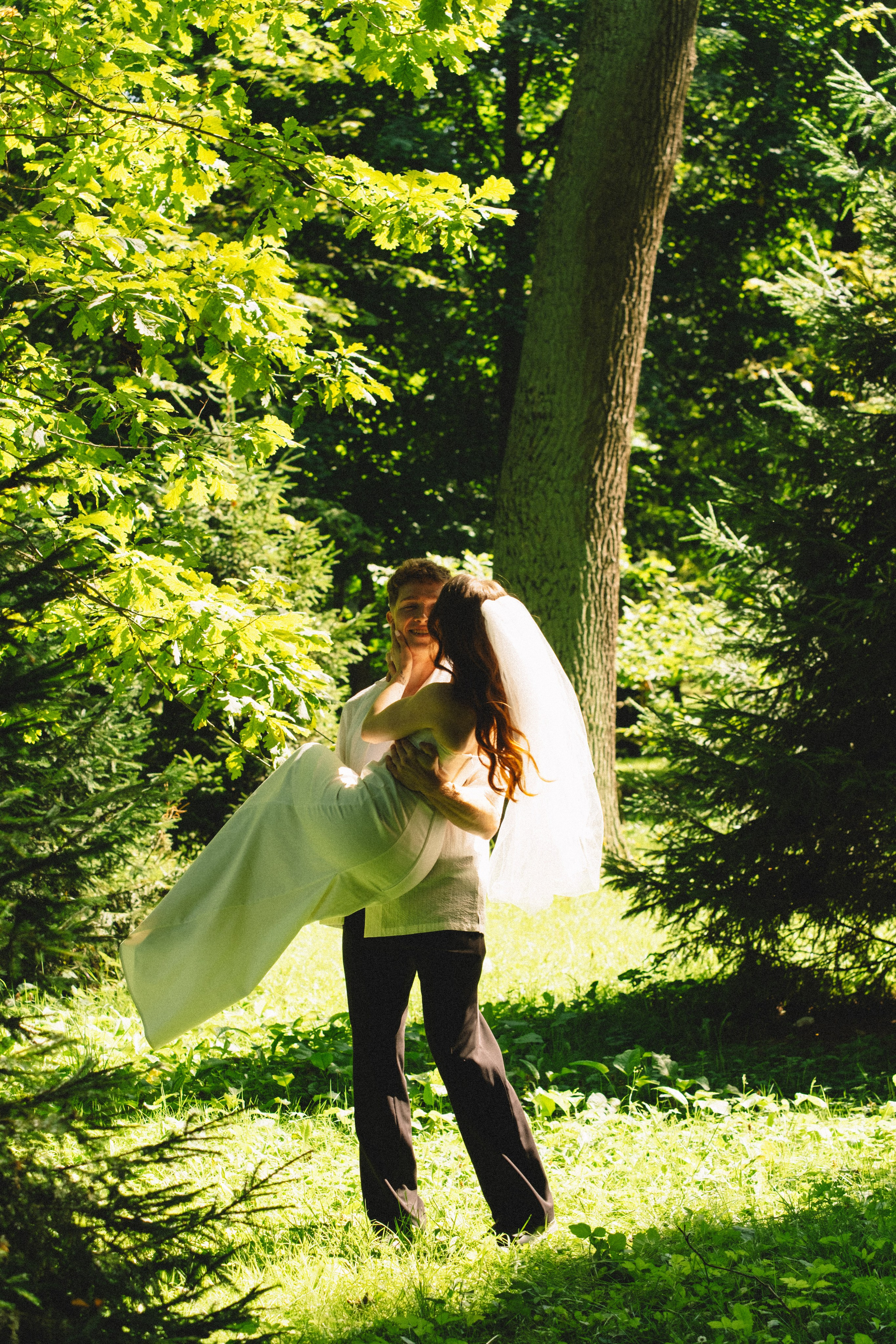 СВАДЕБНАЯ СЬЕМКА В ПЕТЕРГОФЕ И СЬЕМКА РЕПОРТАЖА В ЗАГСЕ ПЕТЕРГОФА. Профессиональный фотограф, Санкт-Петербург — Виктория Богомолова