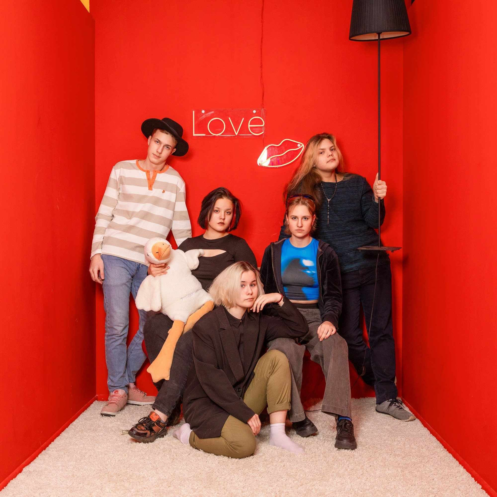 Фотосессия для выпускного альбома в студии: 72 школа 11б. СИГМА | Студия выпускных альбомов Красноярск