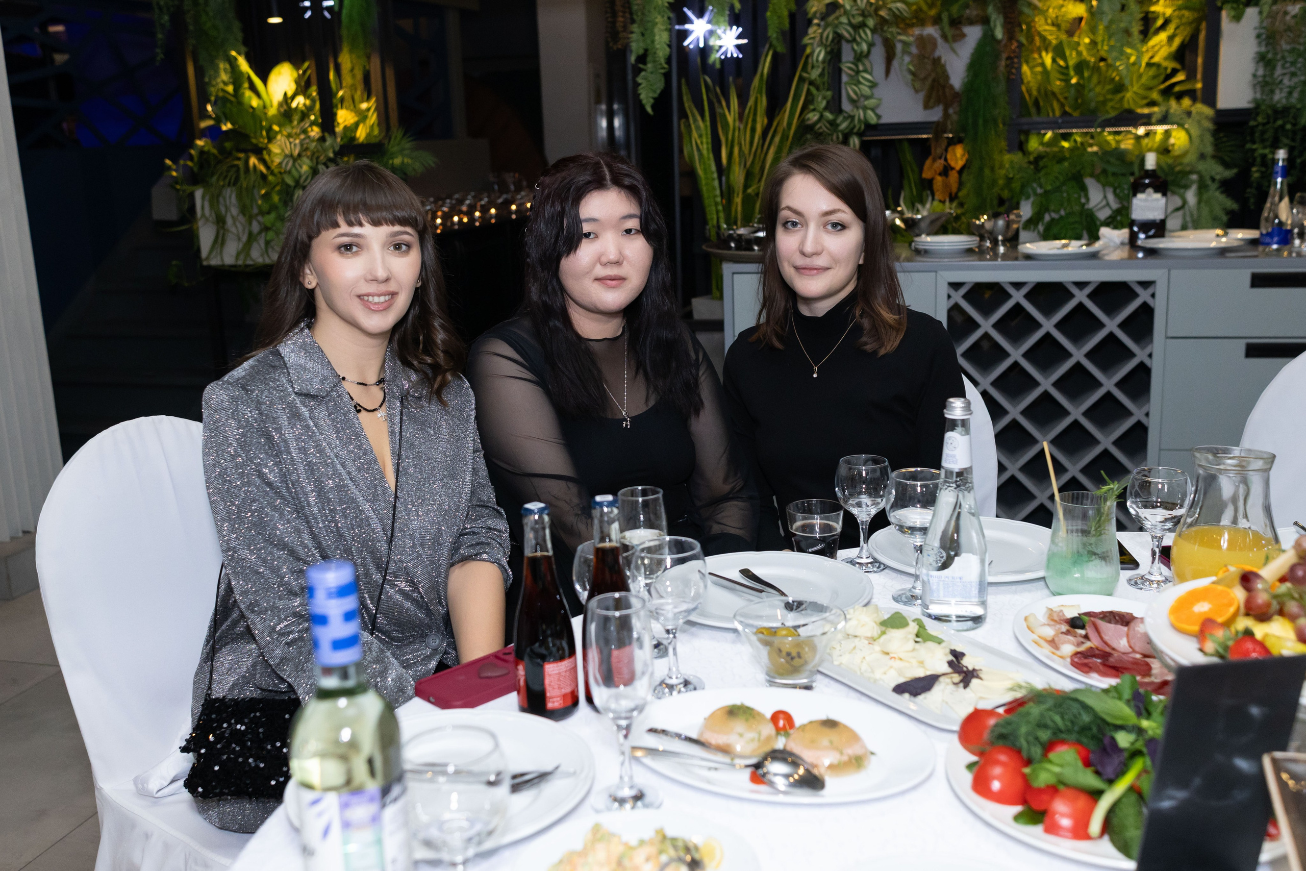 Корпоратив ресторан Времена года Москва. Семейный и детский фотограф Анна Петракова