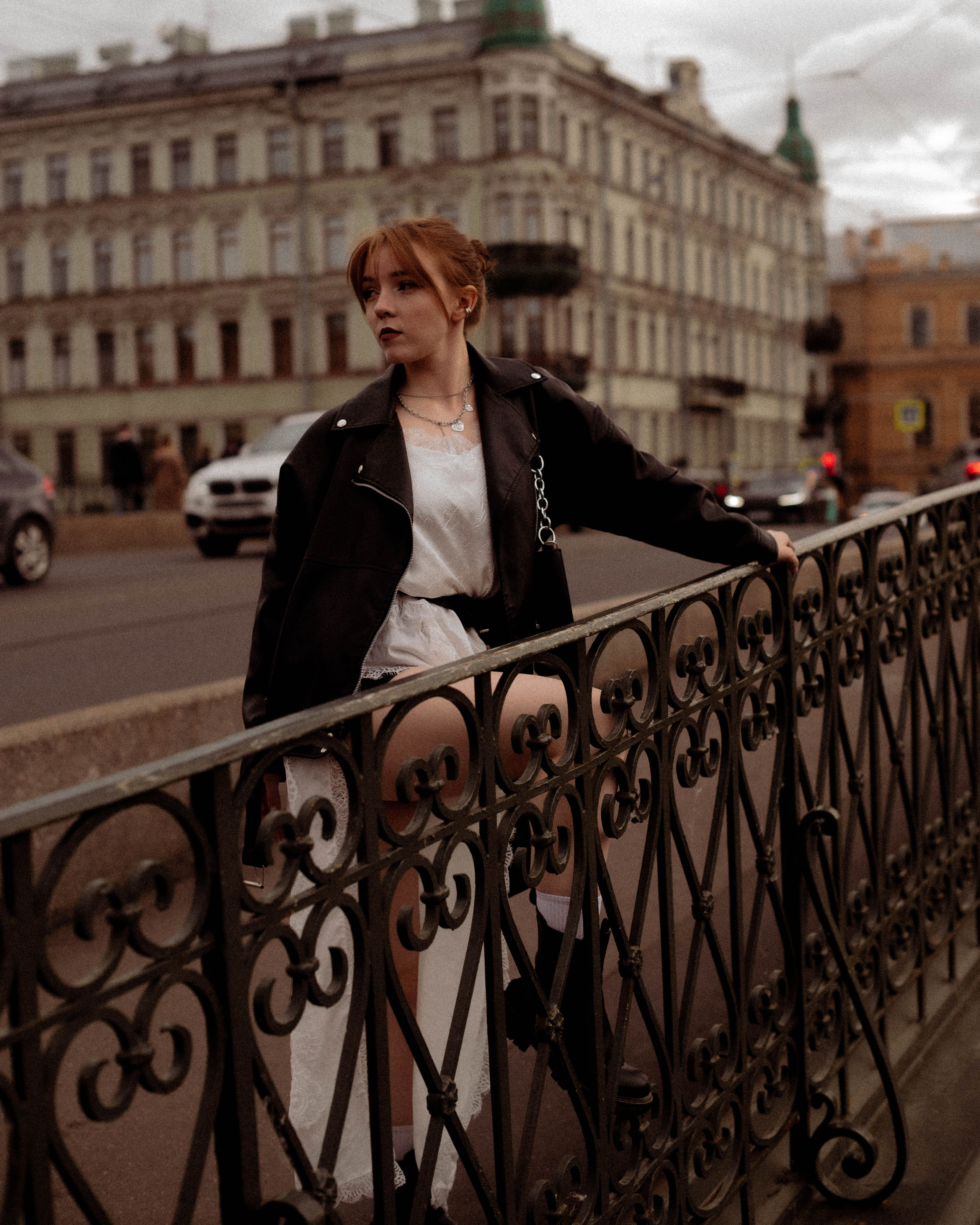 Оля. Женский фотограф. Создатель украшений ручной работы. Модель