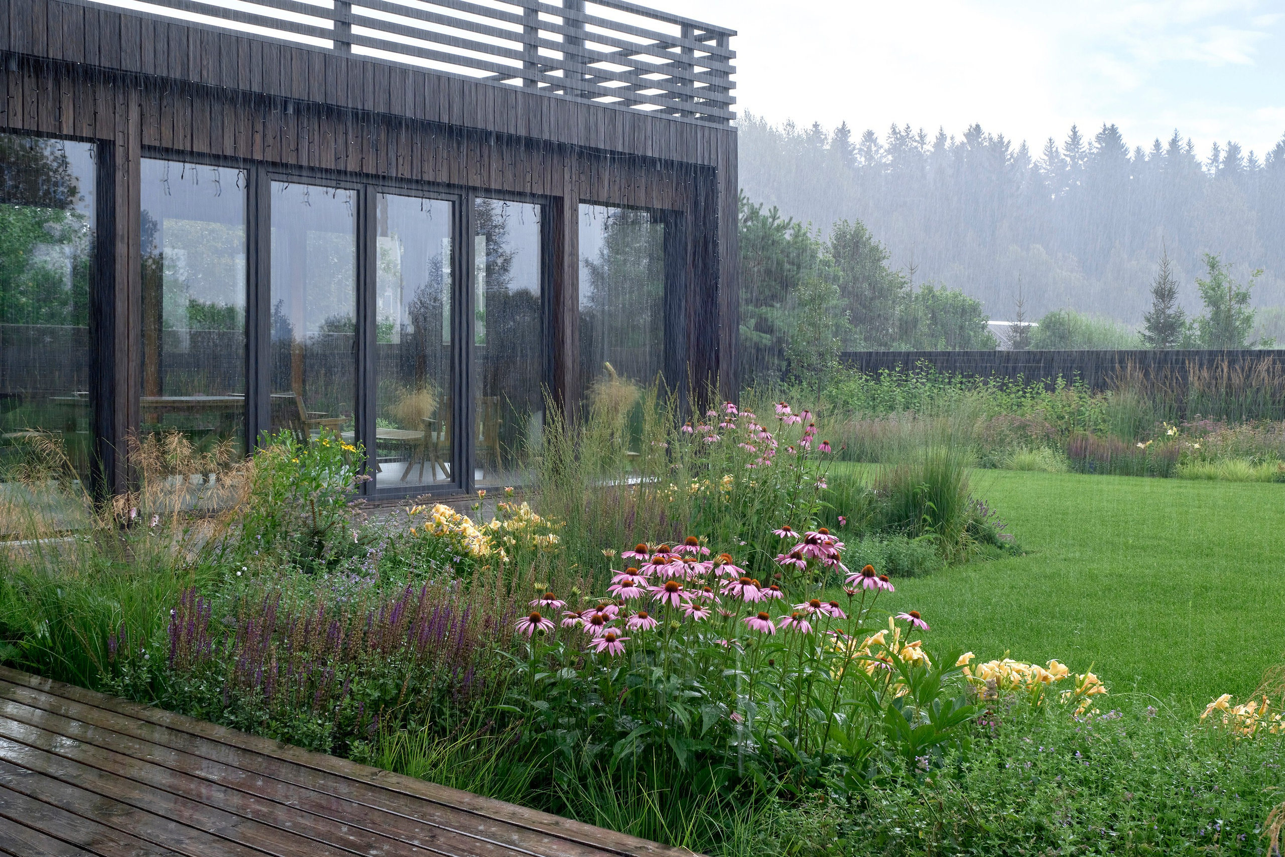 Ландшафтный и интерьерный фотограф Наталья Соловьева. Фотосъемка частного сада под Гатчиной для Таисьи Игошиной | interioto