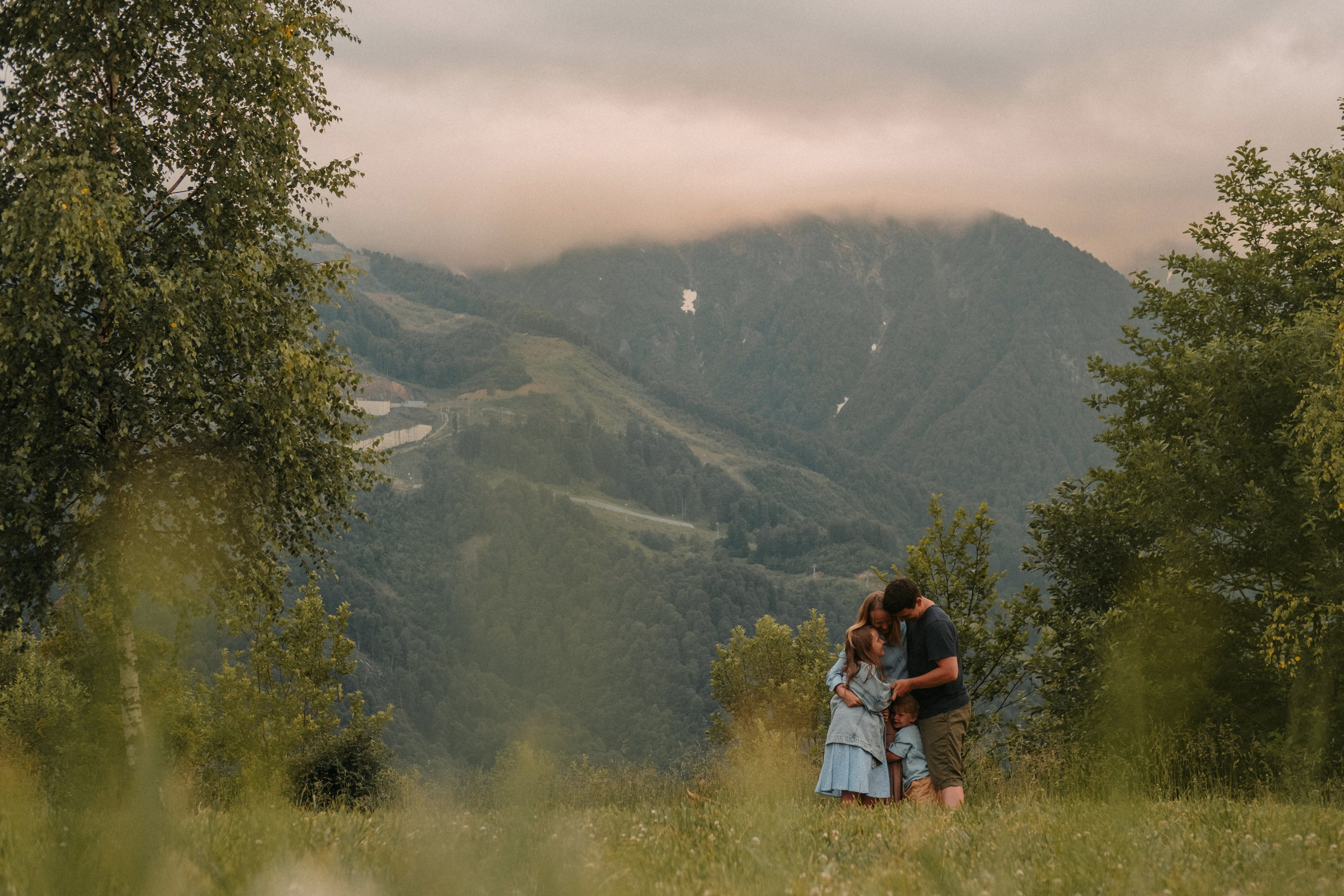 Семейные фотосессии в Сочи, Сириус и на Красной поляне. Семейный, свадебный фотограф Сочи, Адлер, Красная поляна