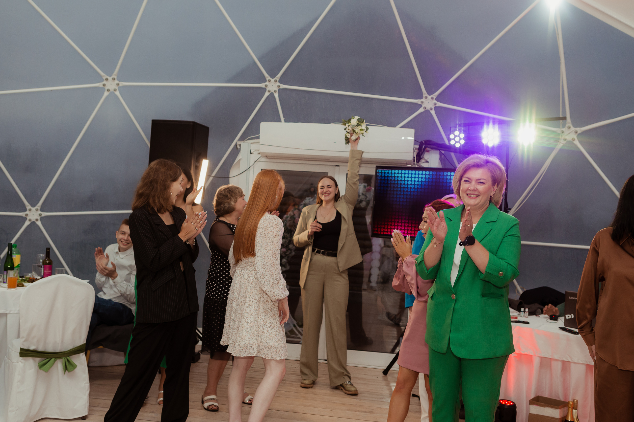 Филипп & Ксения (с банкетом). ФОТОГРАФ Маргарита Сивакова | Ярославль Кострома Москва