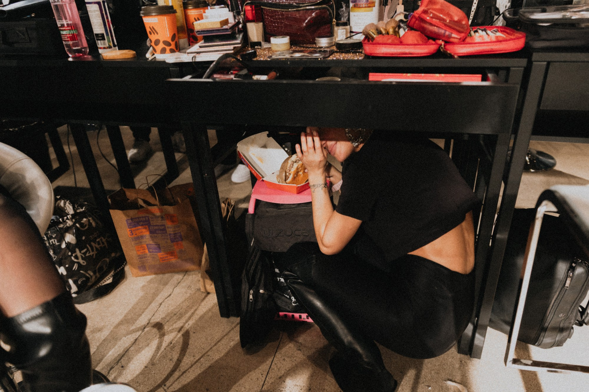 Где мода снимает маски. Backstage недели моды в Москве. Татьяна Фомичева. Репортажный и светский фотограф в Москве