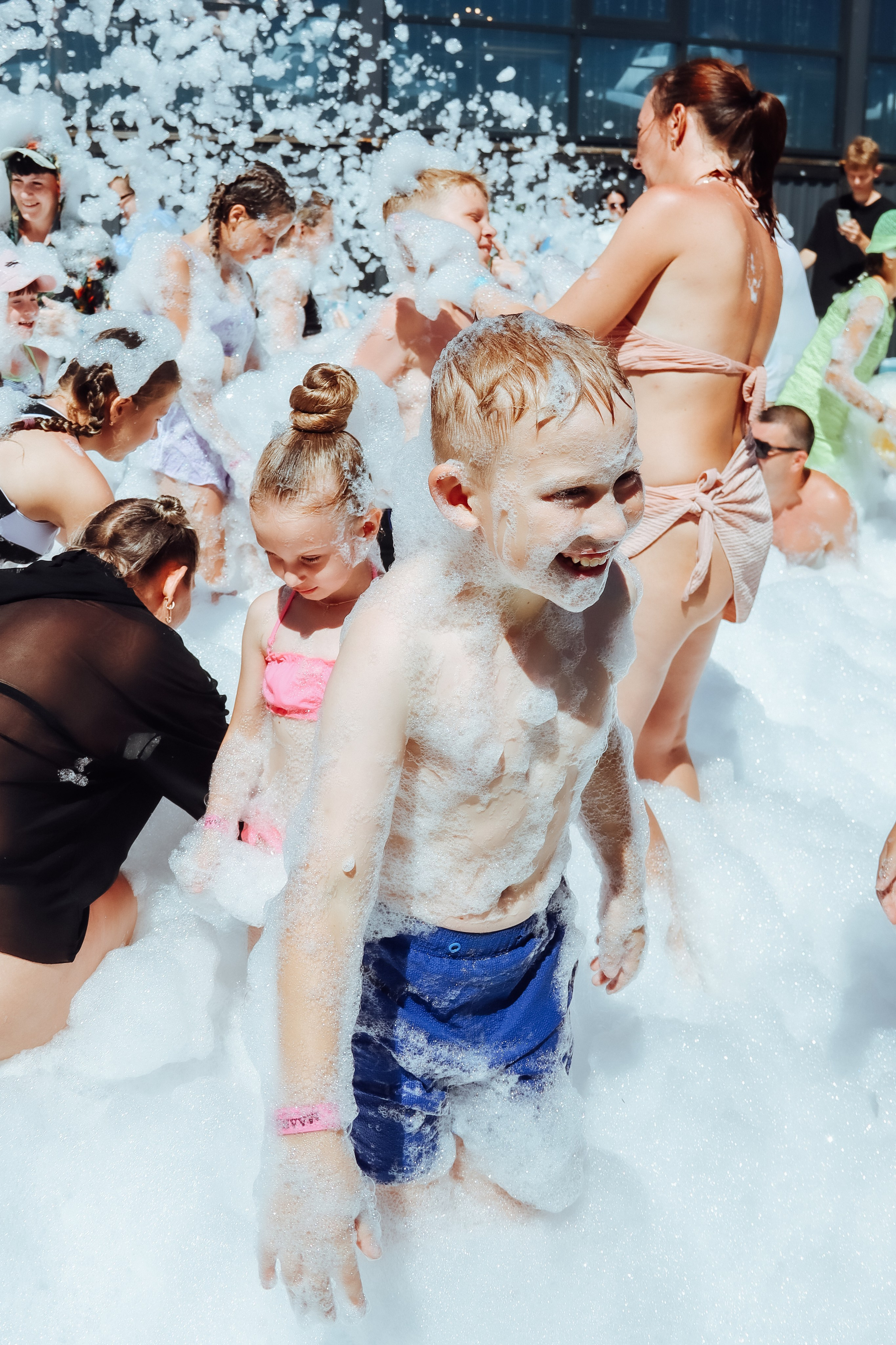 09.07.2026/Малибу/Пенная дискотека. Семейный и детский фотограф в Славгороде Анастасия Винс