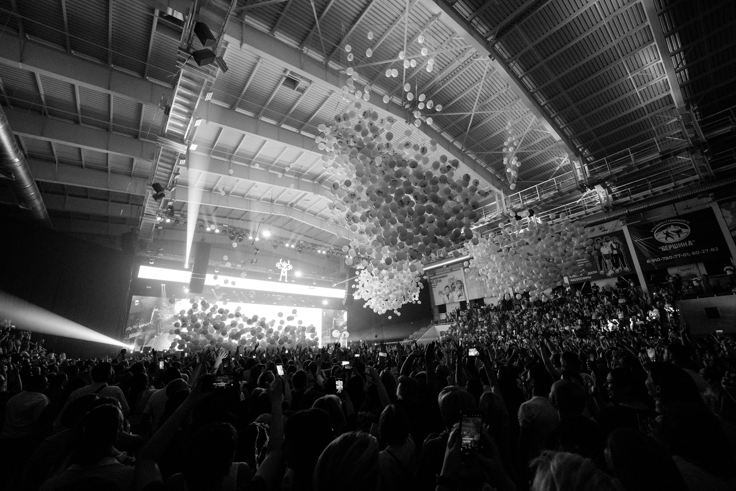Руки Вверх Смоленск 28.05.2025. Свадебный и семейный фотограф в Москве и Московской области Оксана Шлыкова
