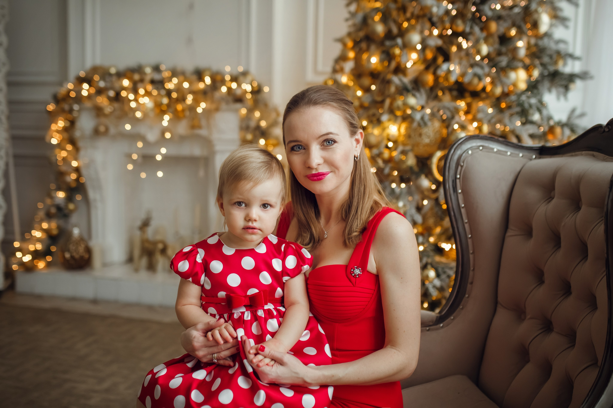 Машенька и Светлана. Фотограф на Крещение, семейный фотограф в Москве