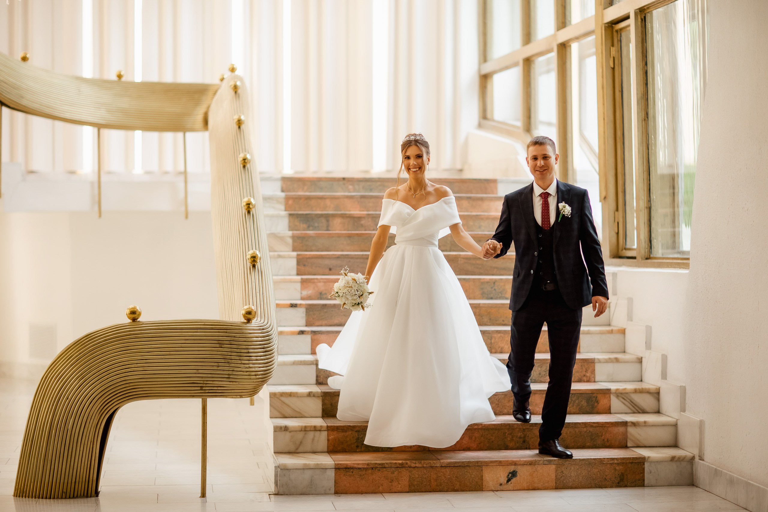 Евгений и Юлия. Совместные сборы. Интурист. Выездная. Фото с Китами. Свадебный фотограф в Хабаровске