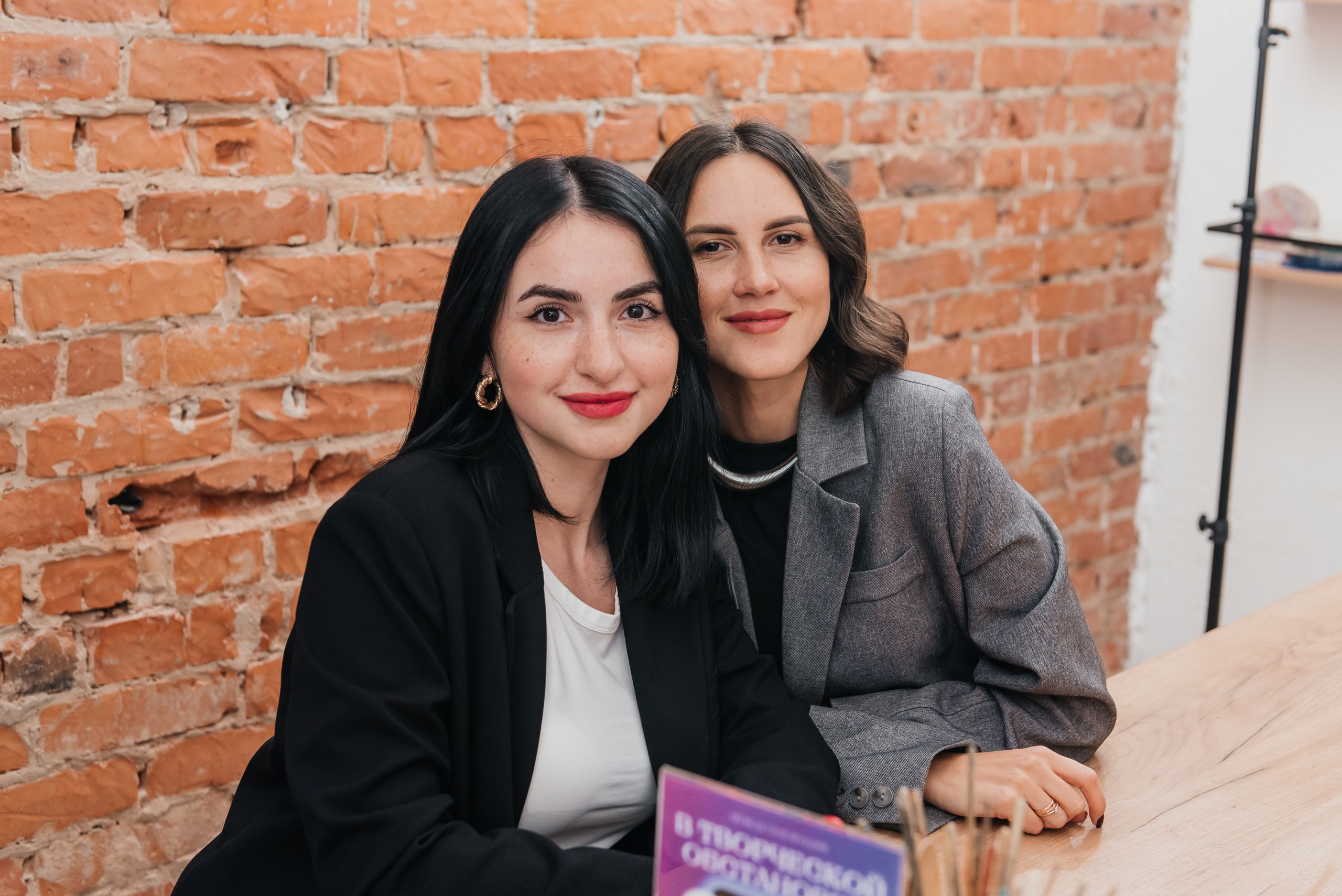 Празднование дня рождения Элины в студии AROMALAGE — уют и творчество