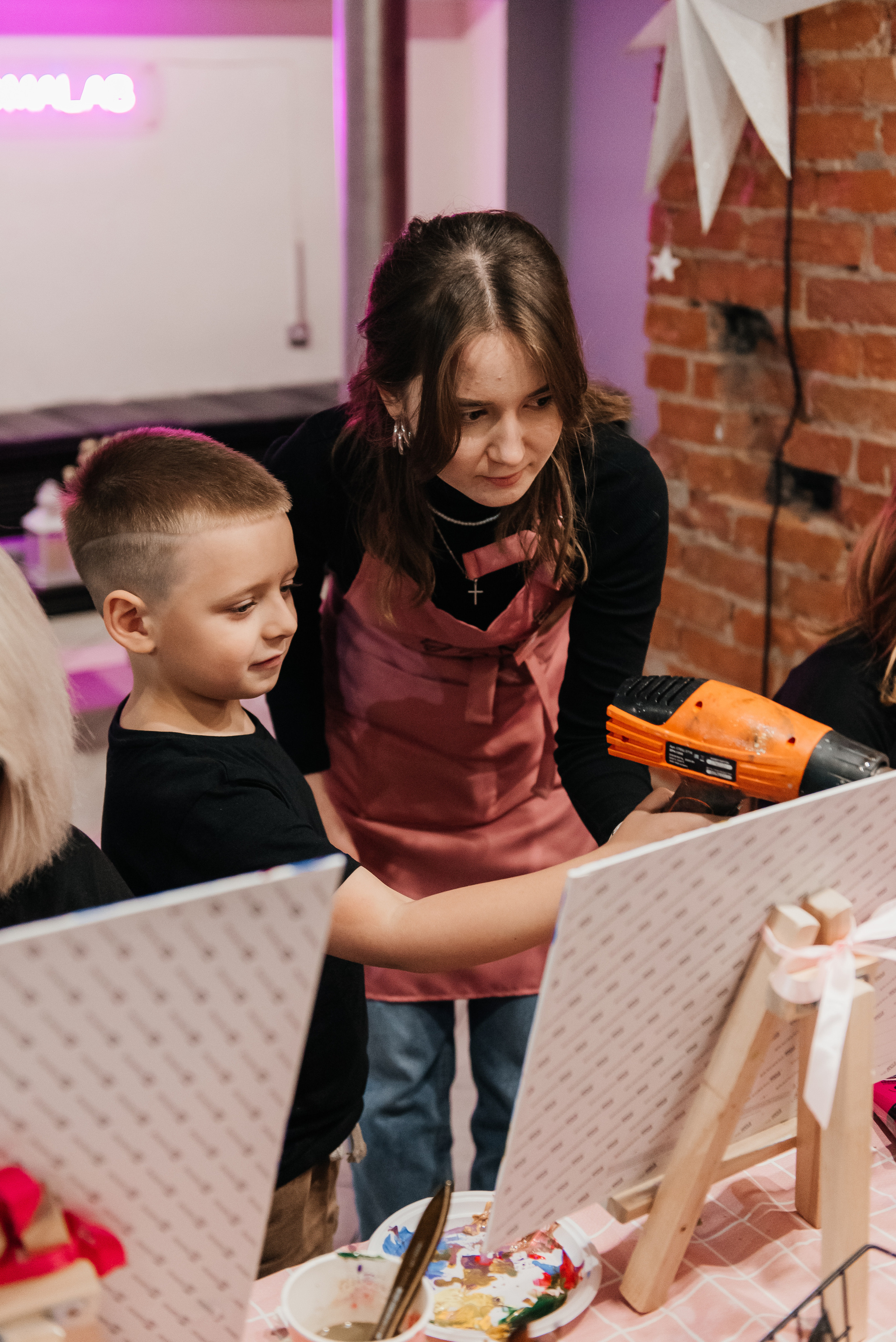 День рождения Елизаветы в студии AROMALAGE — уют и творчество