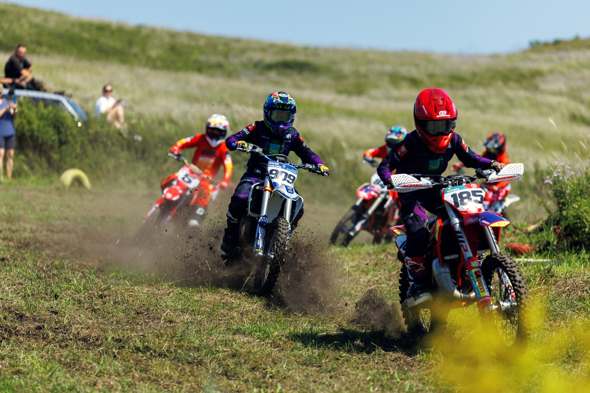 Мотокросс 2025. Андрей Кровлин — фотограф в Славянке