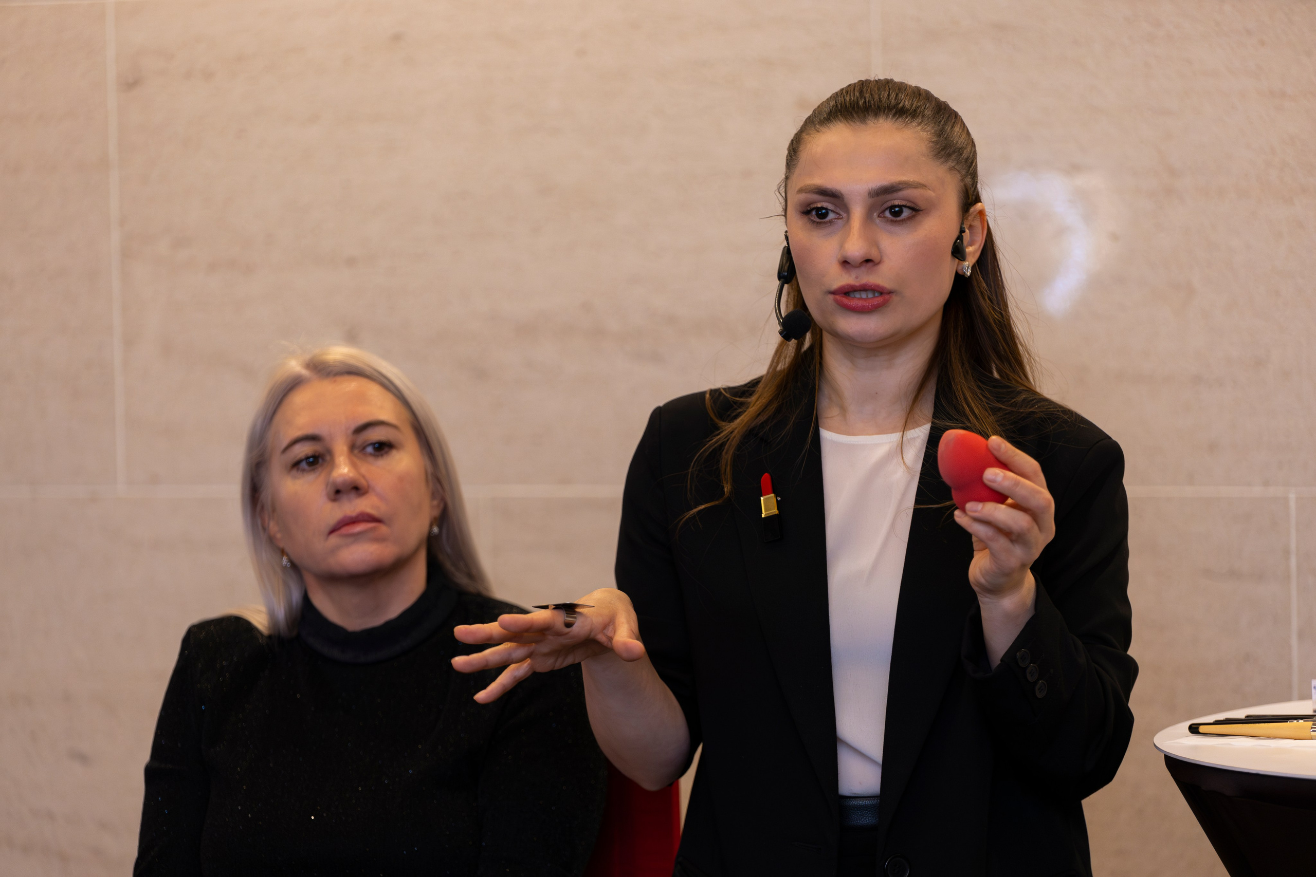 Мастер-класс от бренда Clarins. Олег Катакинов| Репортажный фотограф в городе у моря (Владивосток)