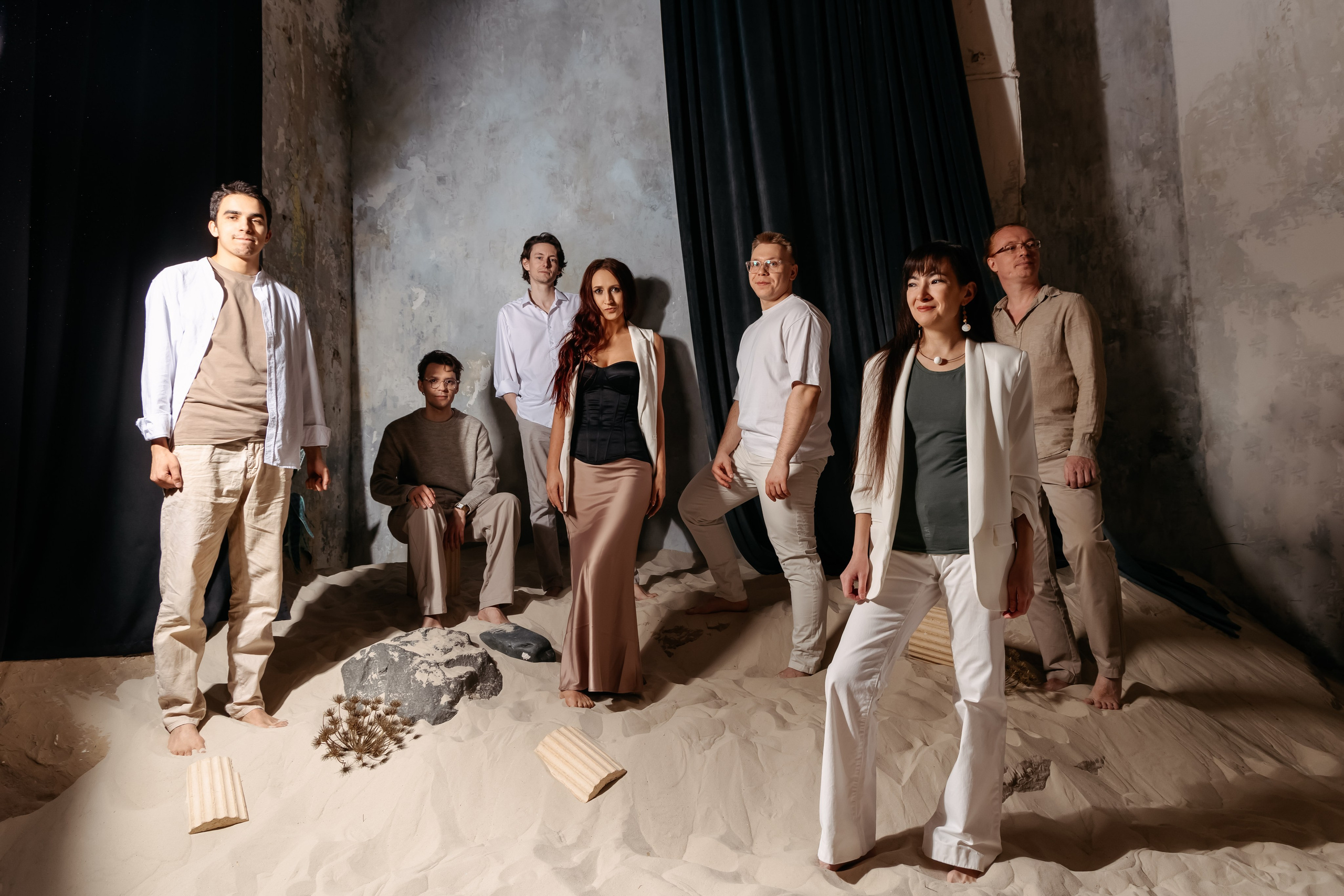 О нас. Леона Молотова & Stories Band. Авторские песни-сказки. Уроки вокала. Вокальная студия Soul Family Music Studio