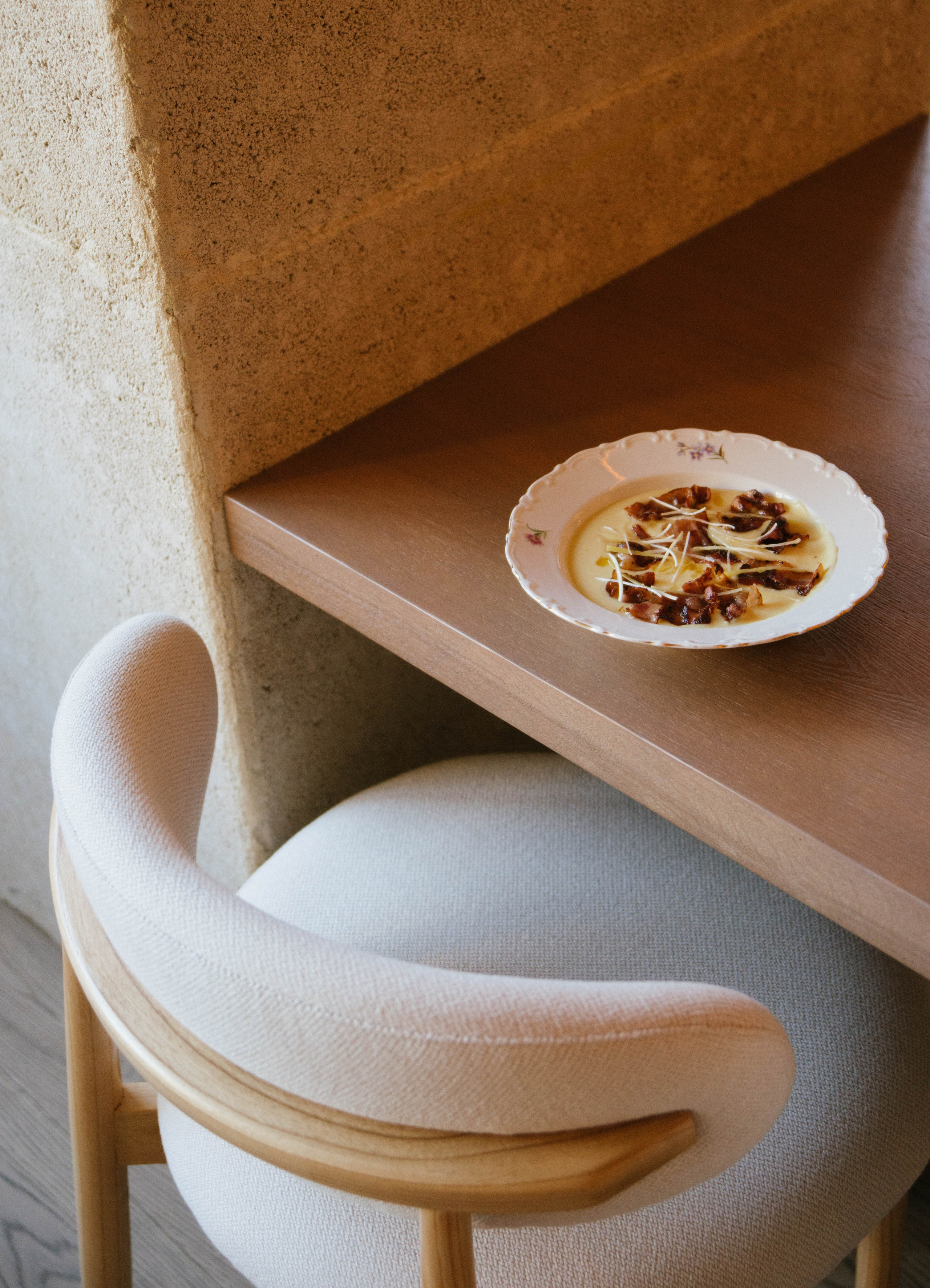 Контентная фотосессия для ресторана La Volte. Ксения Glossa. Портретный и репортажный фотограф в Самаре