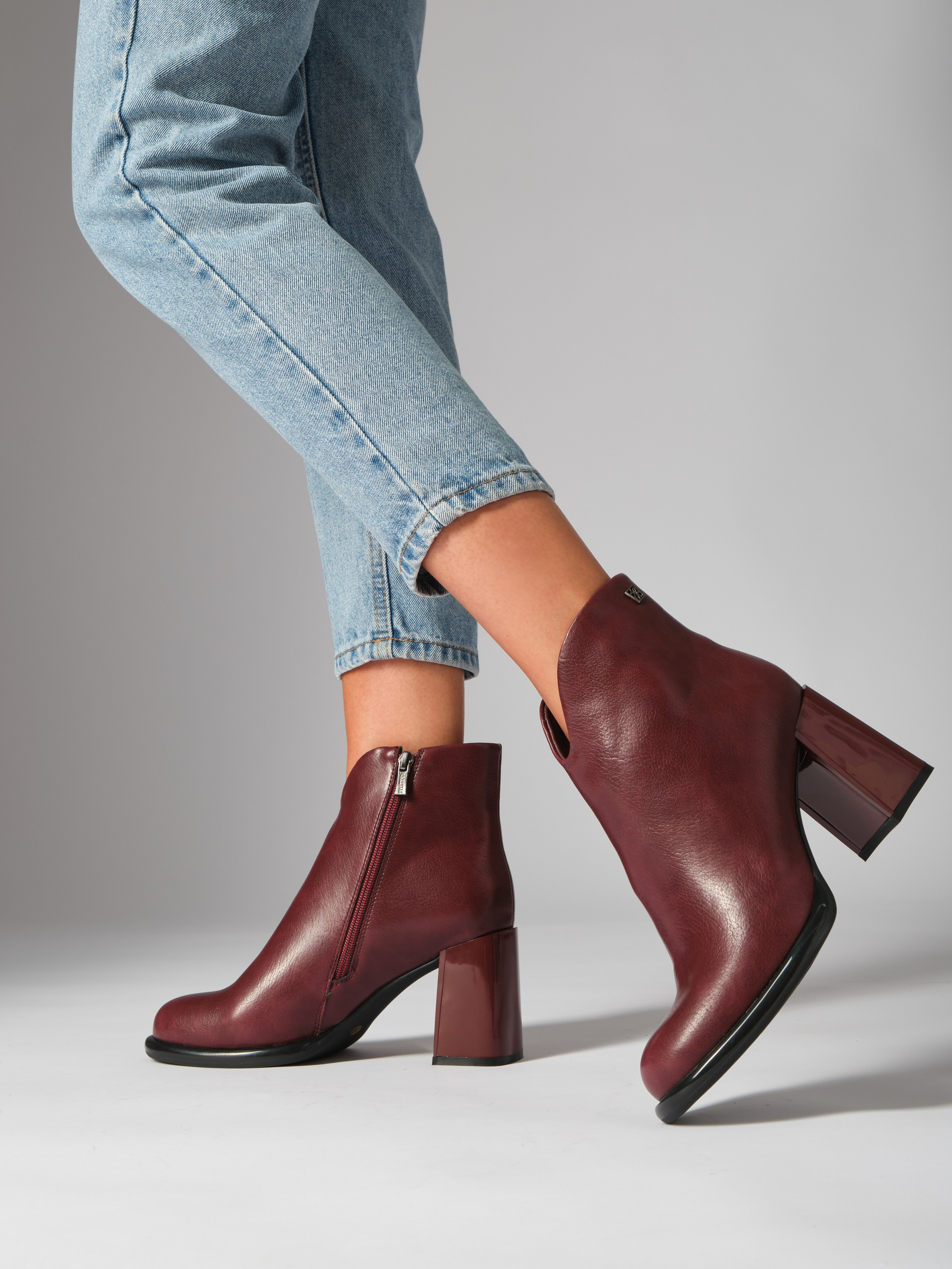 Полусапожки. Фотостудия для Wildberries Ozon