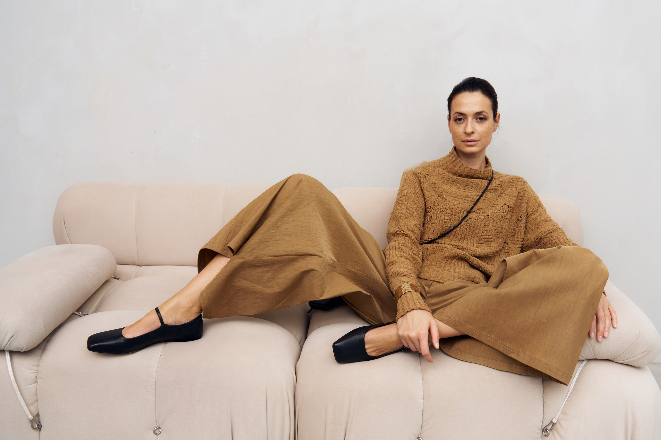 COLETTE ADONY. Главная