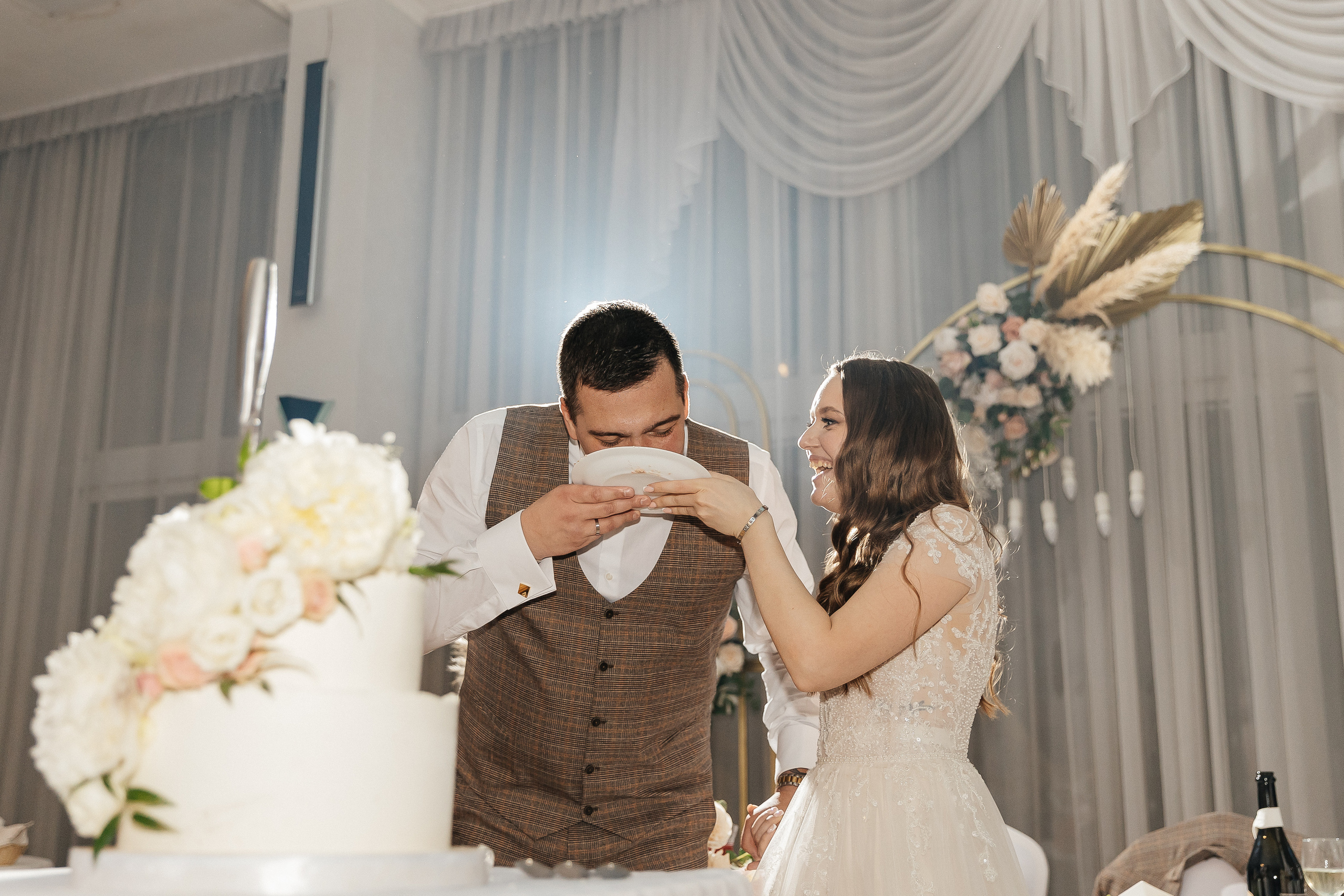 Свадебный банкет в загородном клубе Дольче. Фотограф Москва, Балашиха, МО. Свадьбы, репортажи, контент, портреты