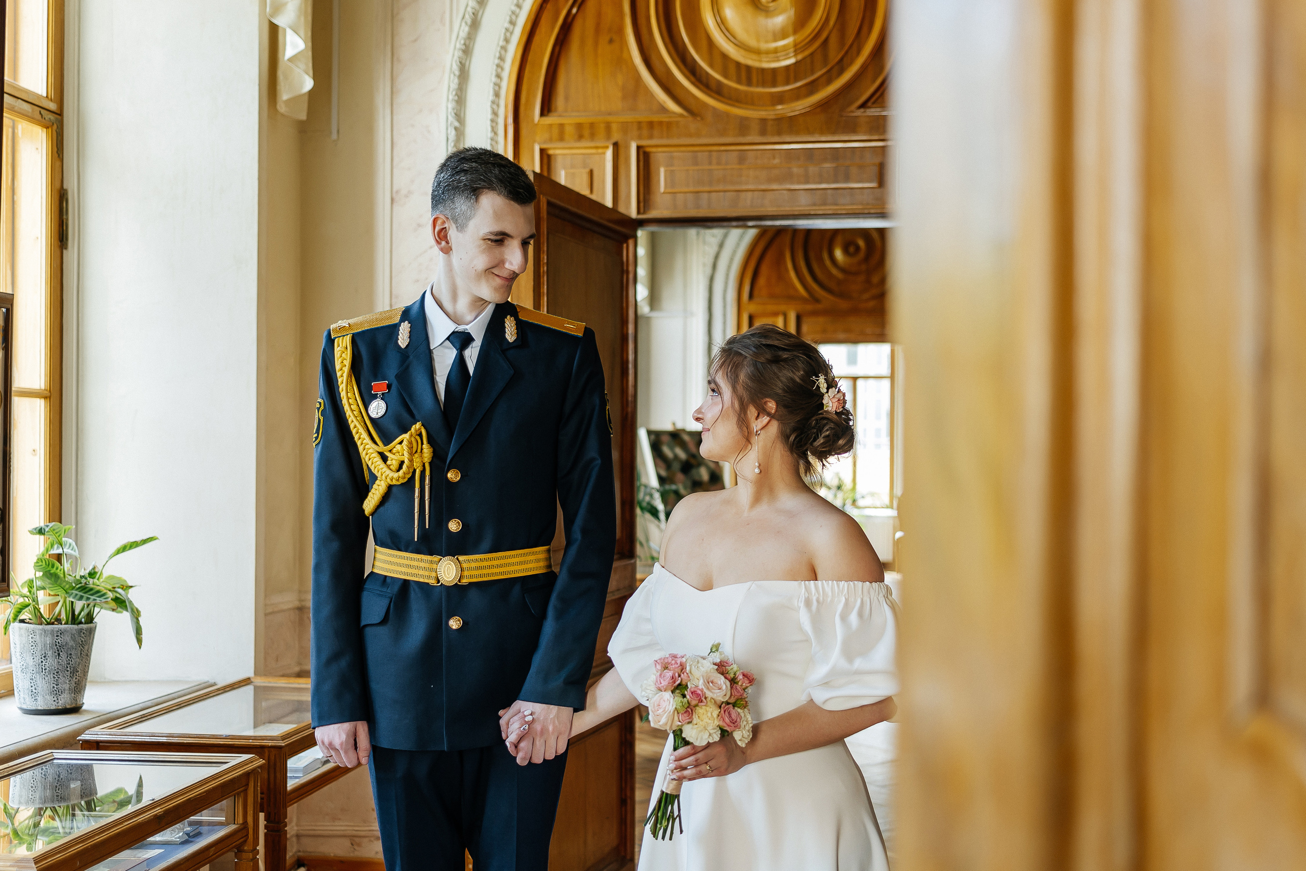 Загс Грибоедовский и Читальня Пушкина. Фотограф Москва, Балашиха, МО. Свадьбы, репортажи, контент, портреты