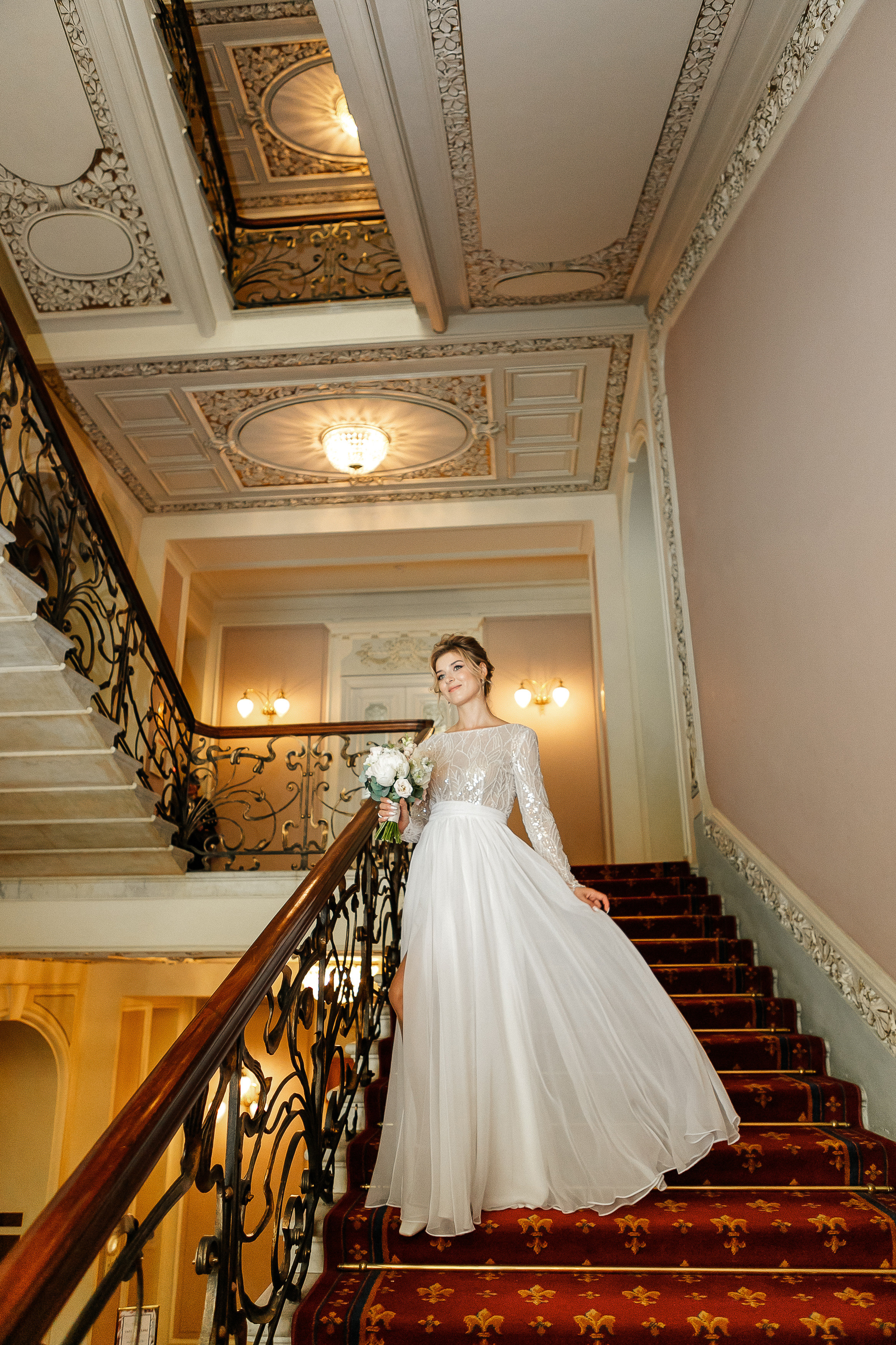 Регистрация в отеле «Националь». Фотограф Москва, Балашиха, МО. Свадьбы, репортажи, контент, портреты